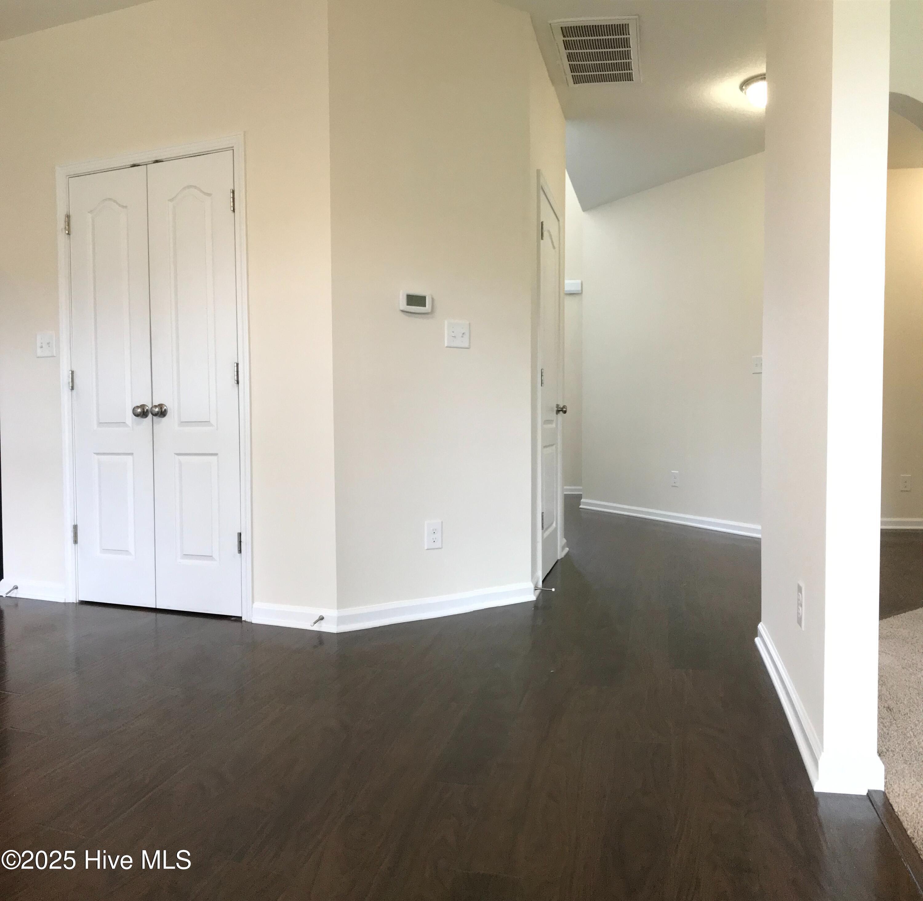 100544459 | Photo 21