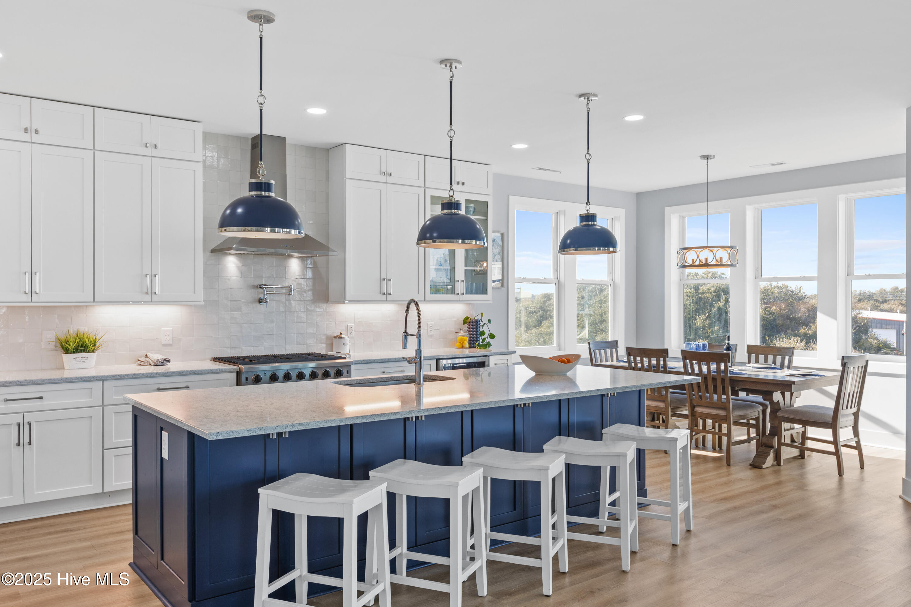 21 Porpoise Place, North Topsail Beach, NC 28460 – photo 5: 008_21_porpoise_place-8_142