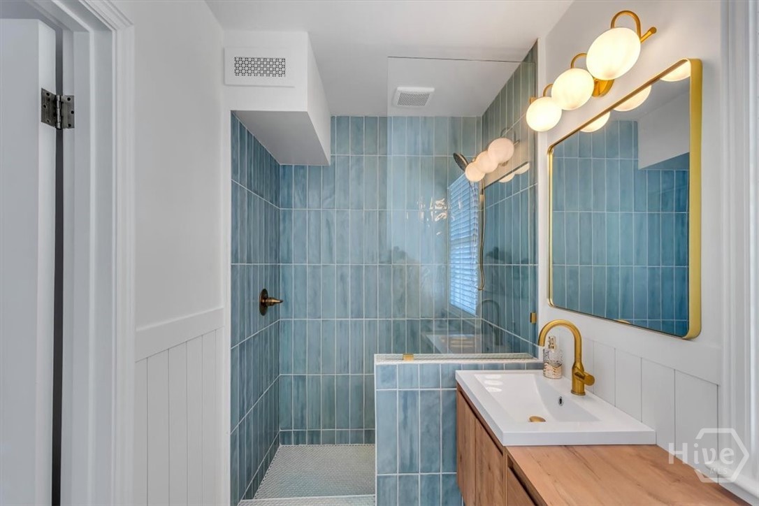 Master bathroom
