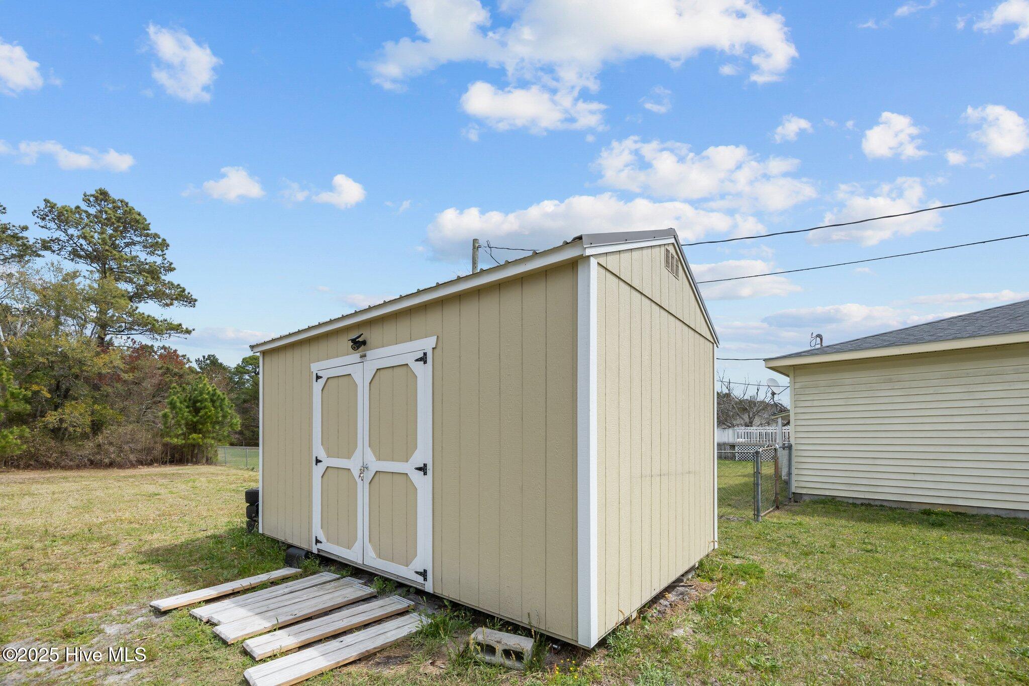 100499263 | Photo 34