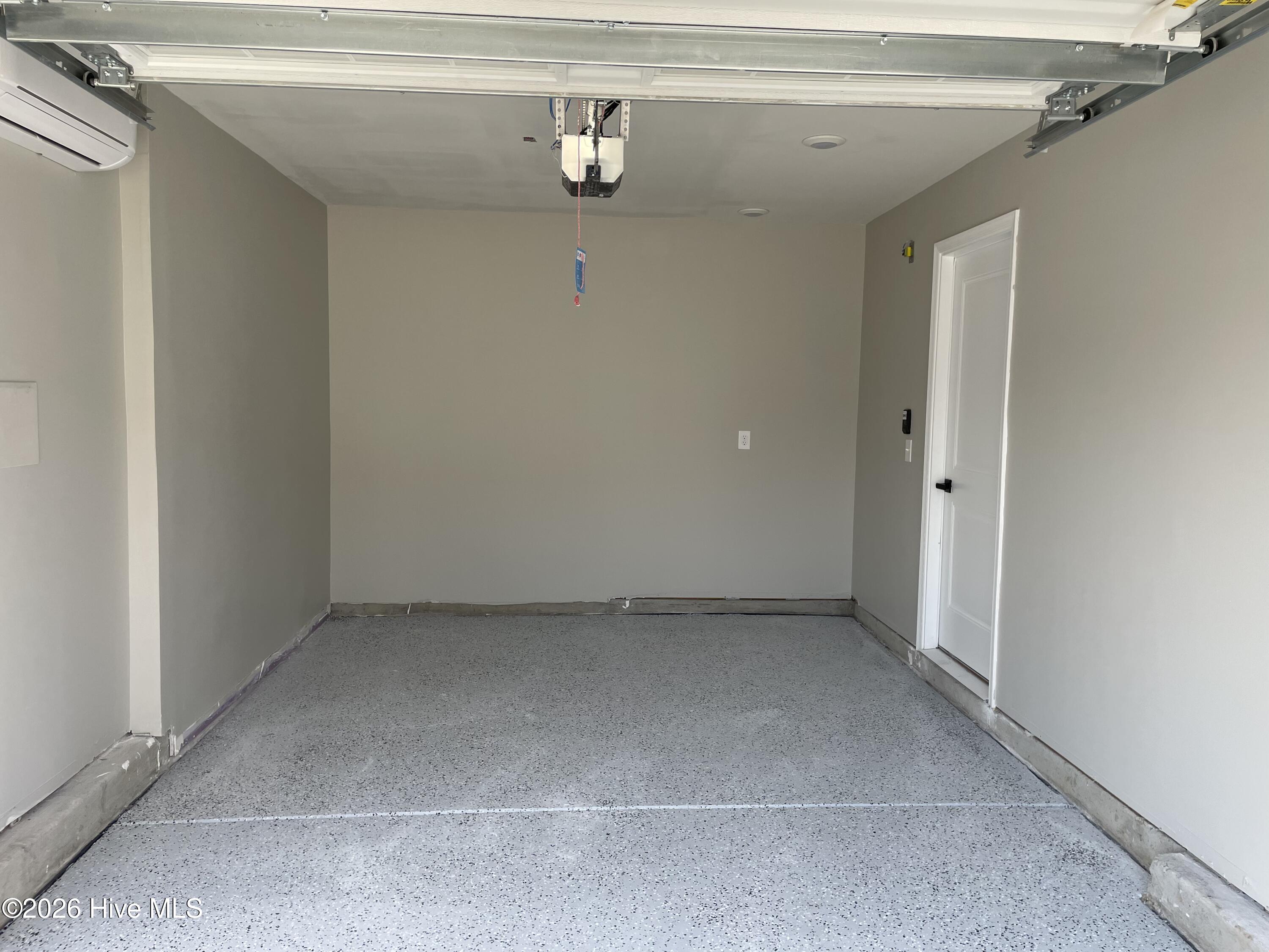 100559123 | Photo 32