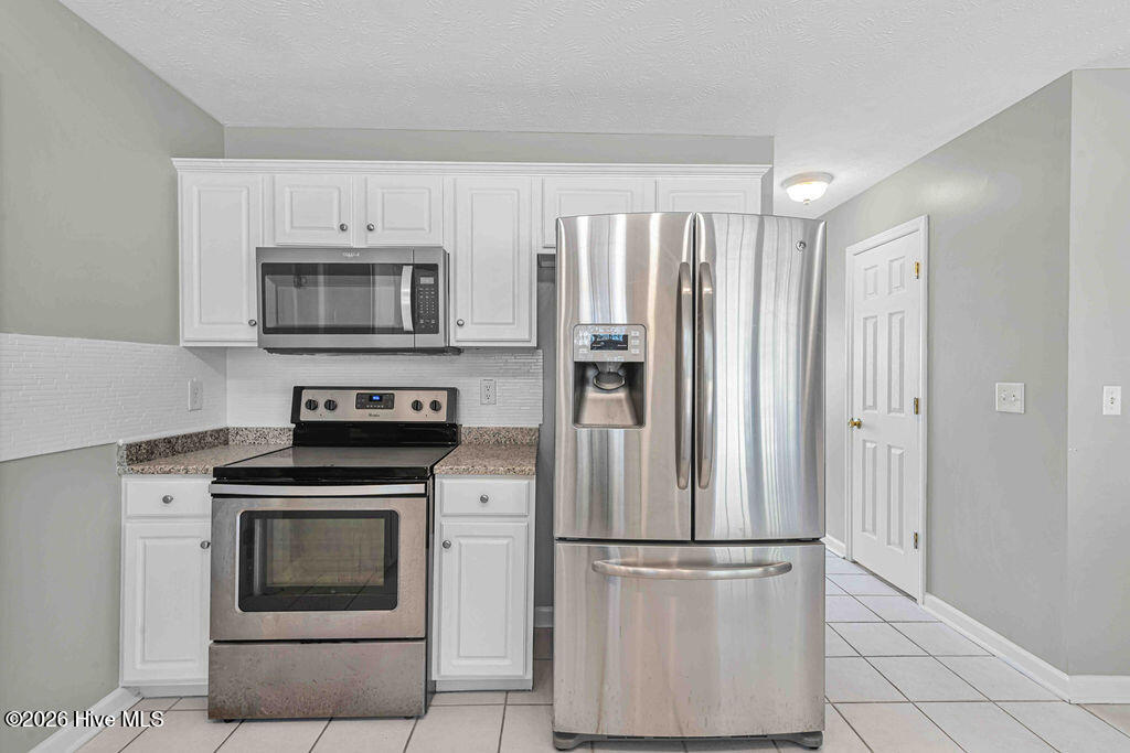 100557733 | Photo 14