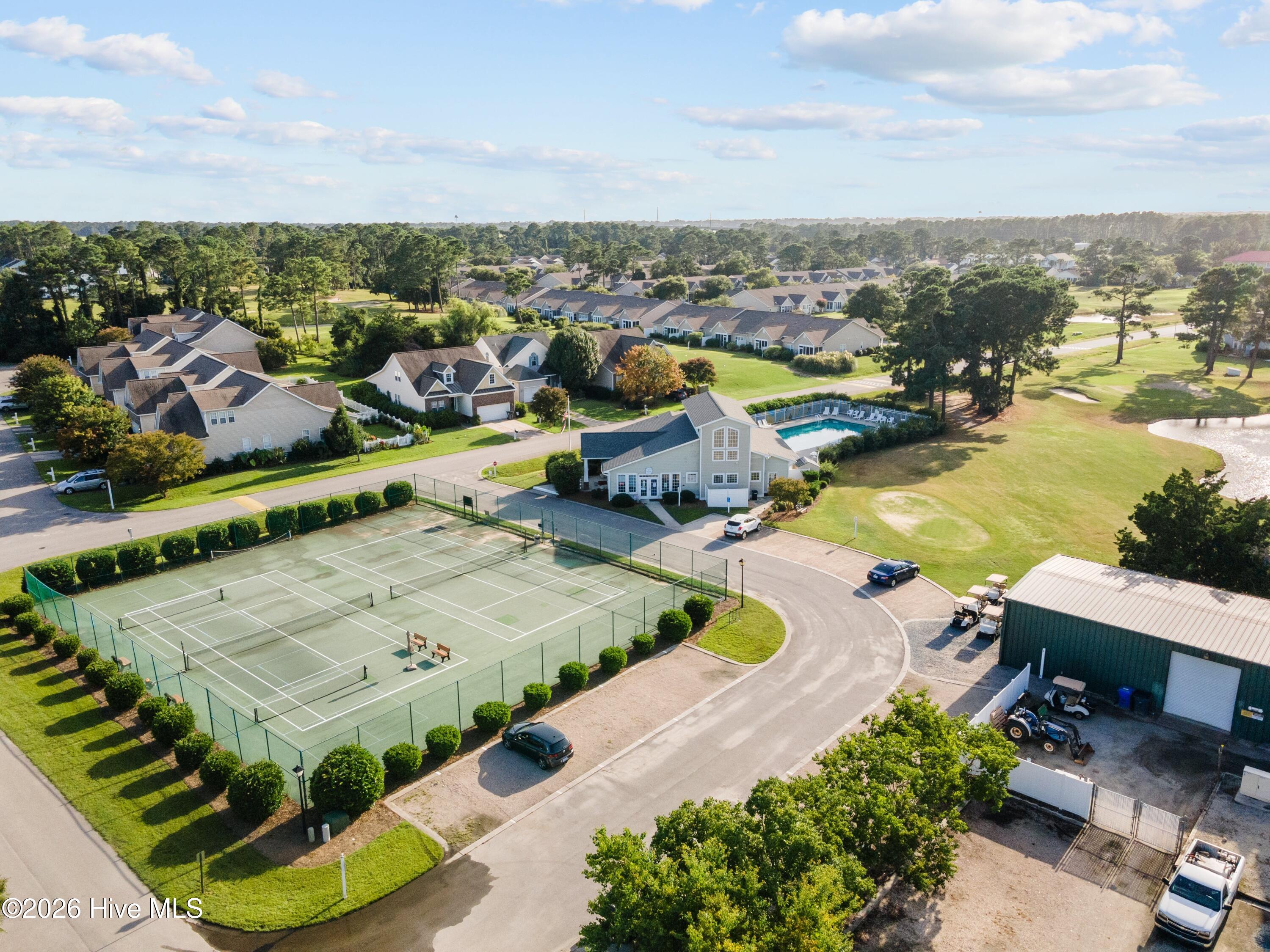 100570621 | Photo 36