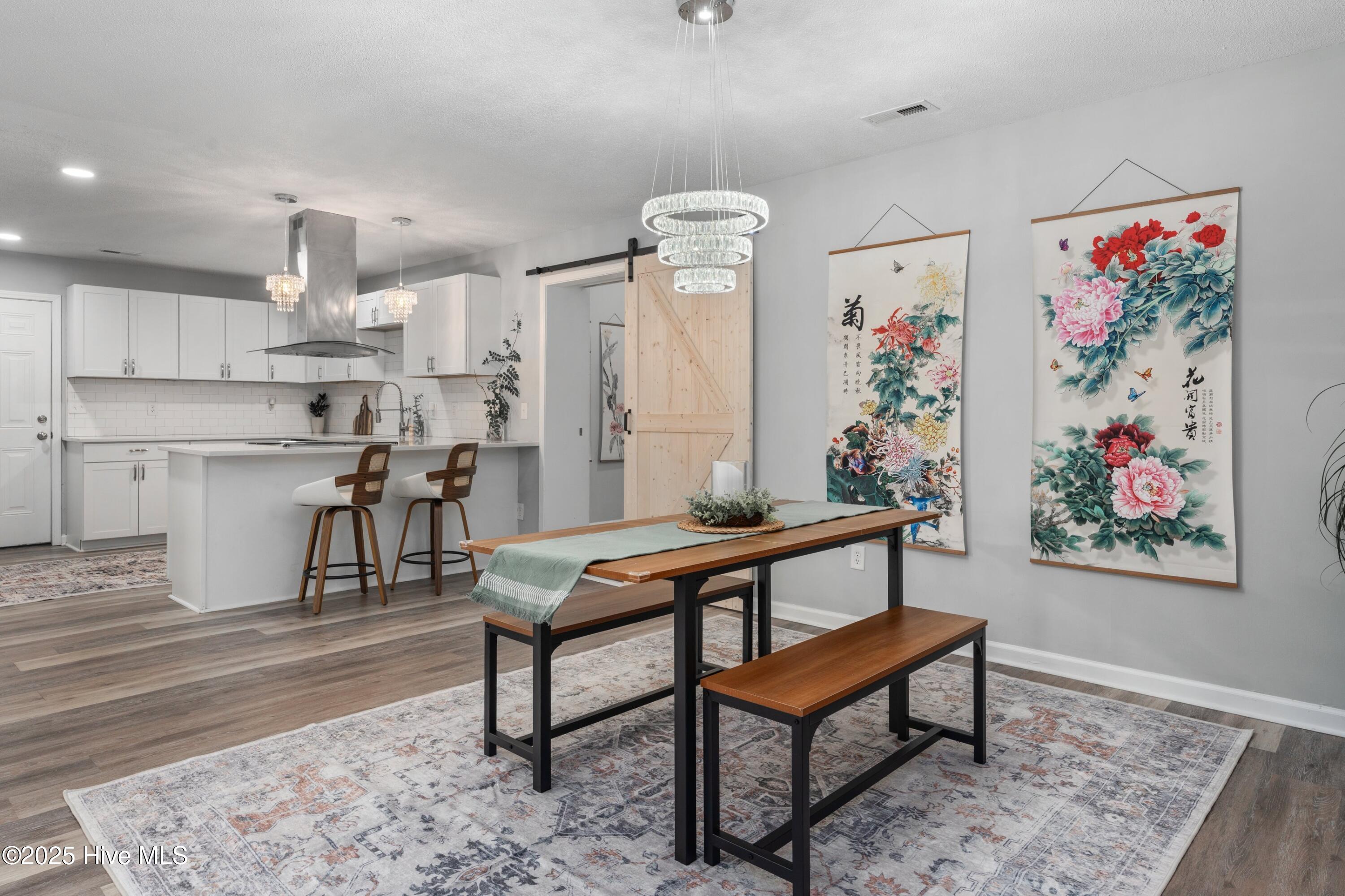 100539708 | Photo 17