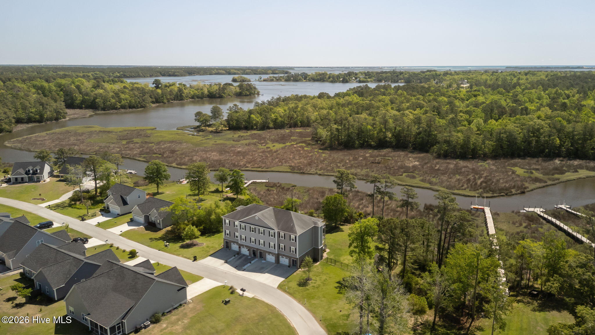 400 Garland Shores Drive,Hubert