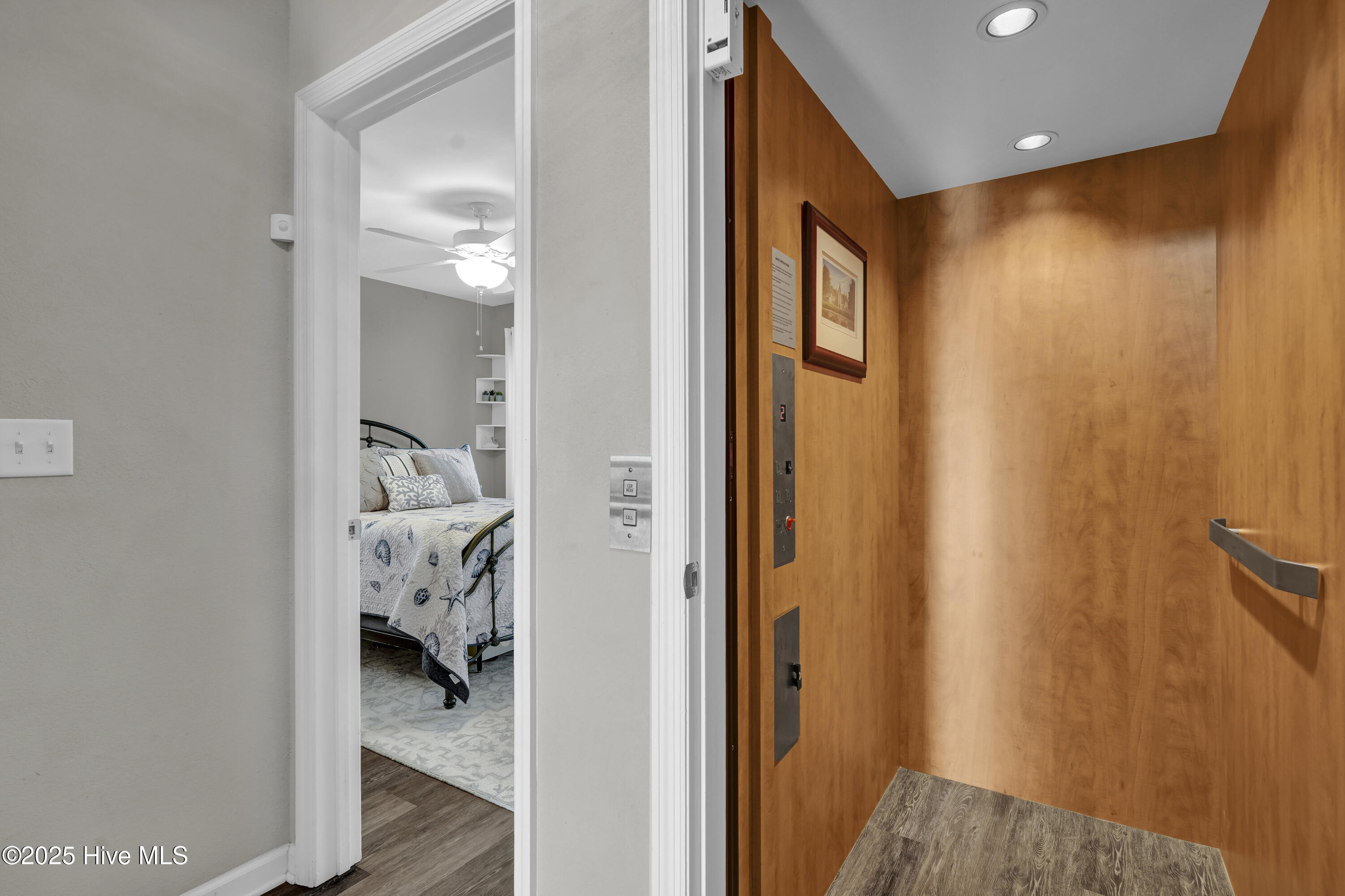 100532685 | Photo 39