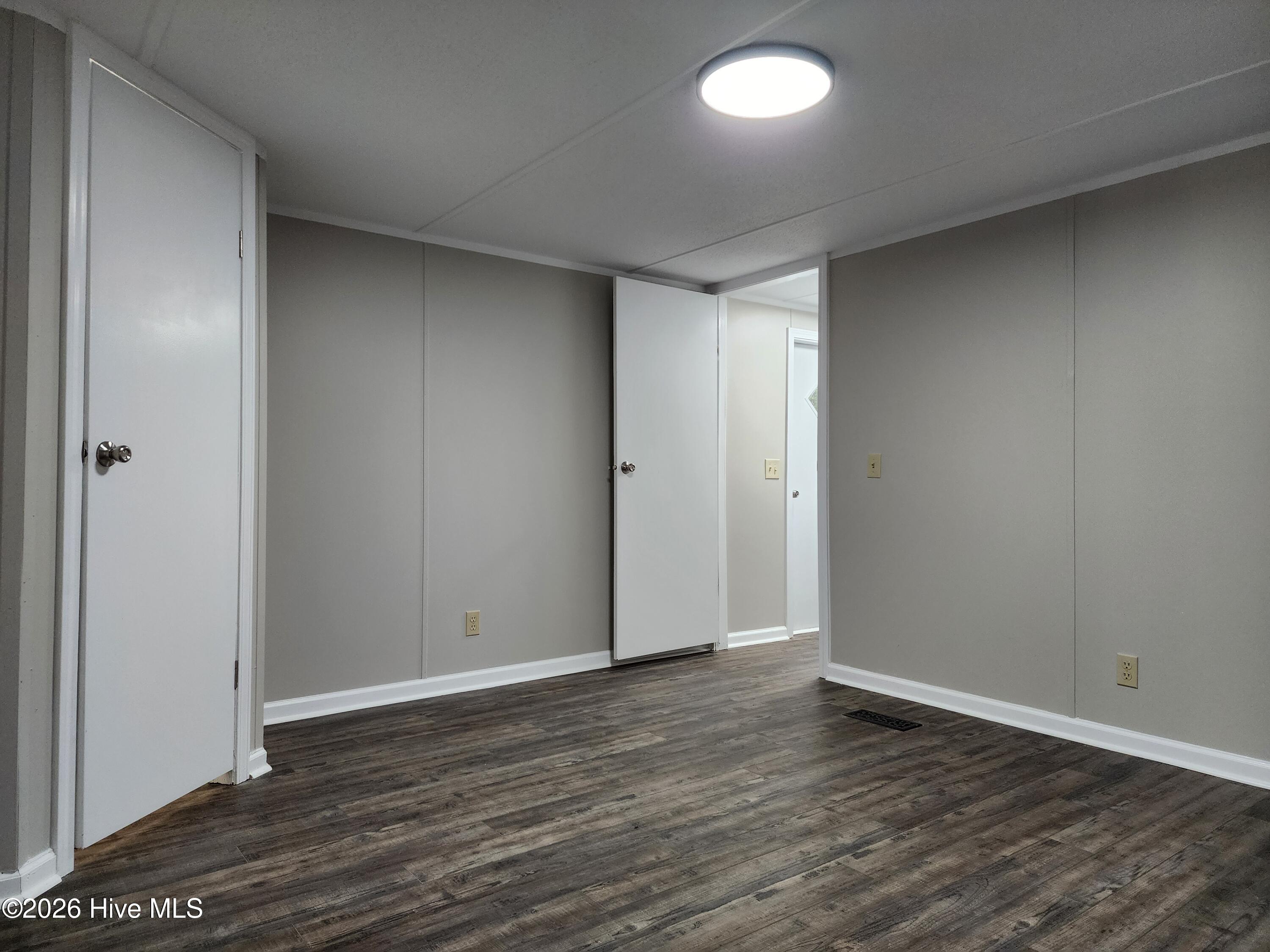 100553794 | Photo 16