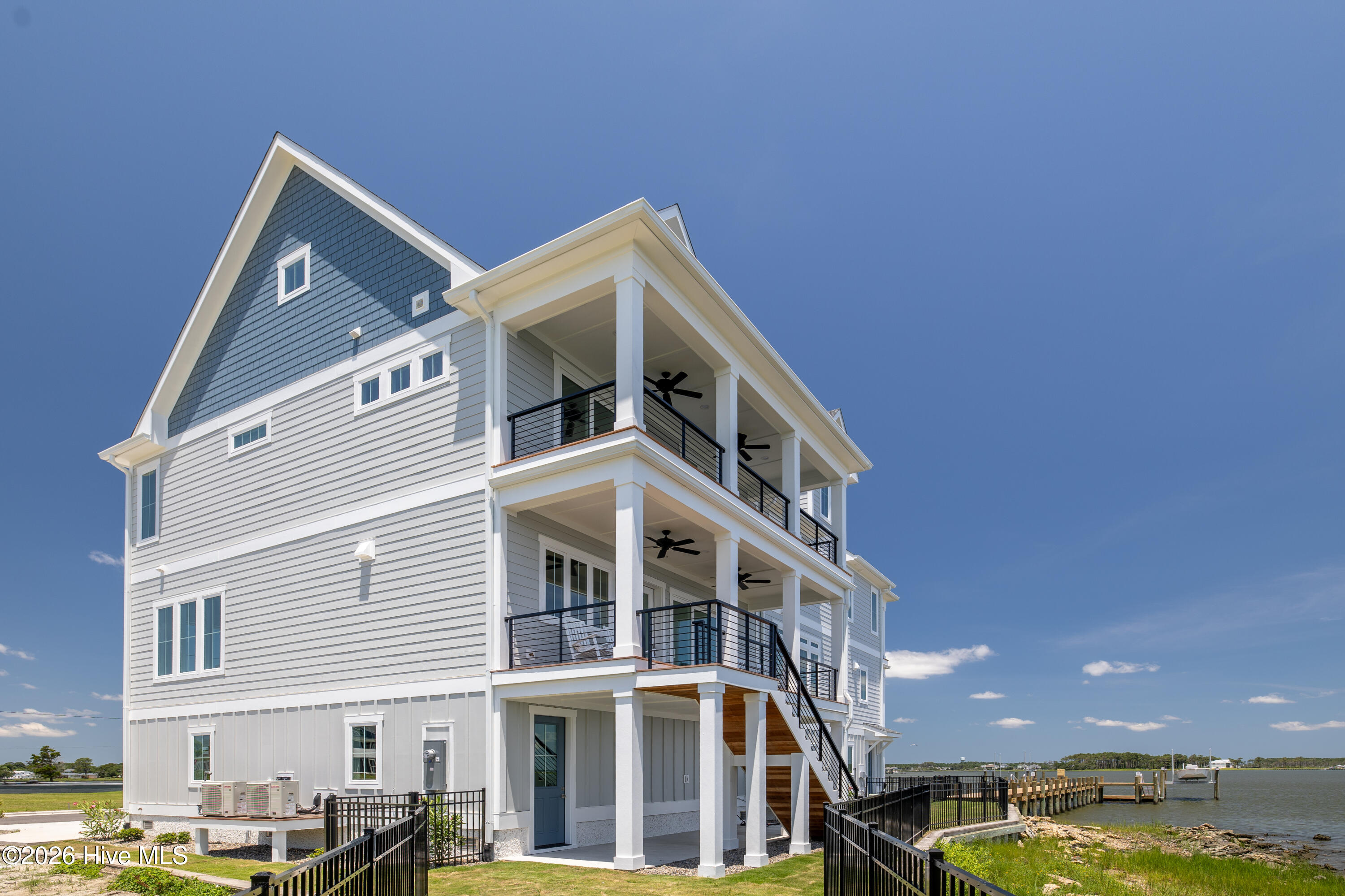 514 N 11th Street B,Morehead City