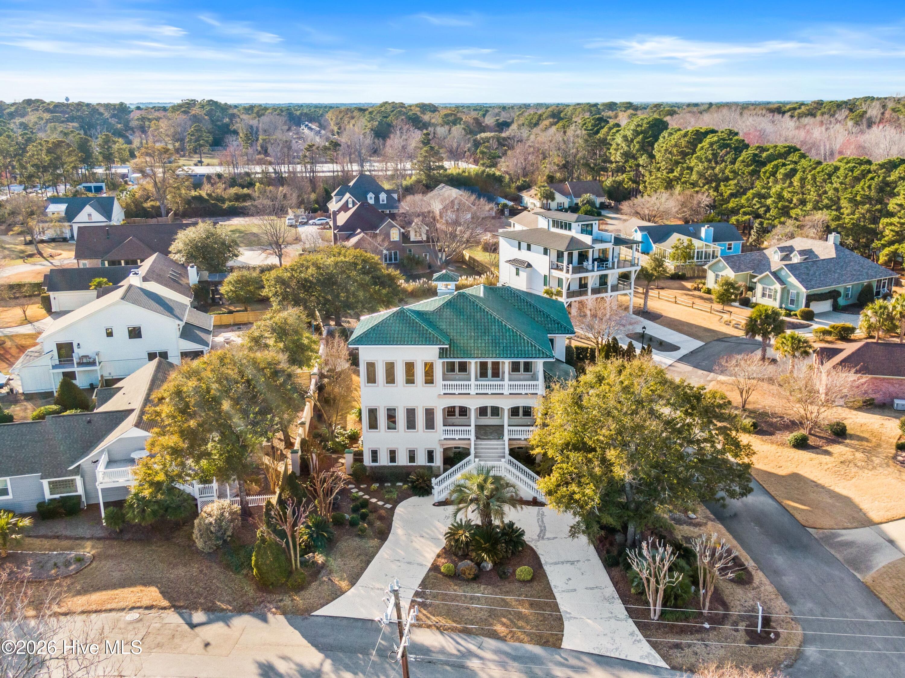 100557099 | Photo 60