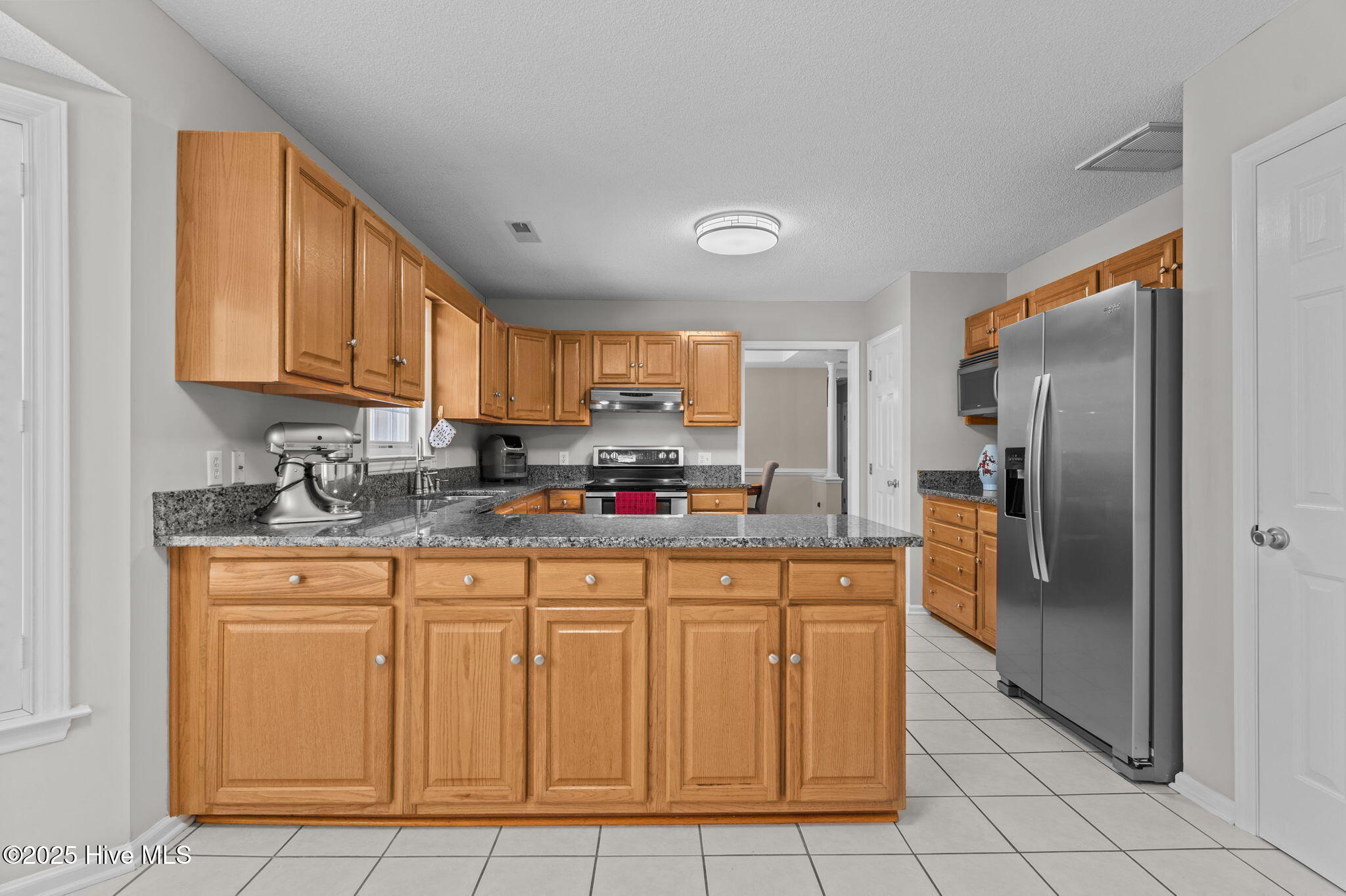 100543111 | Photo 16