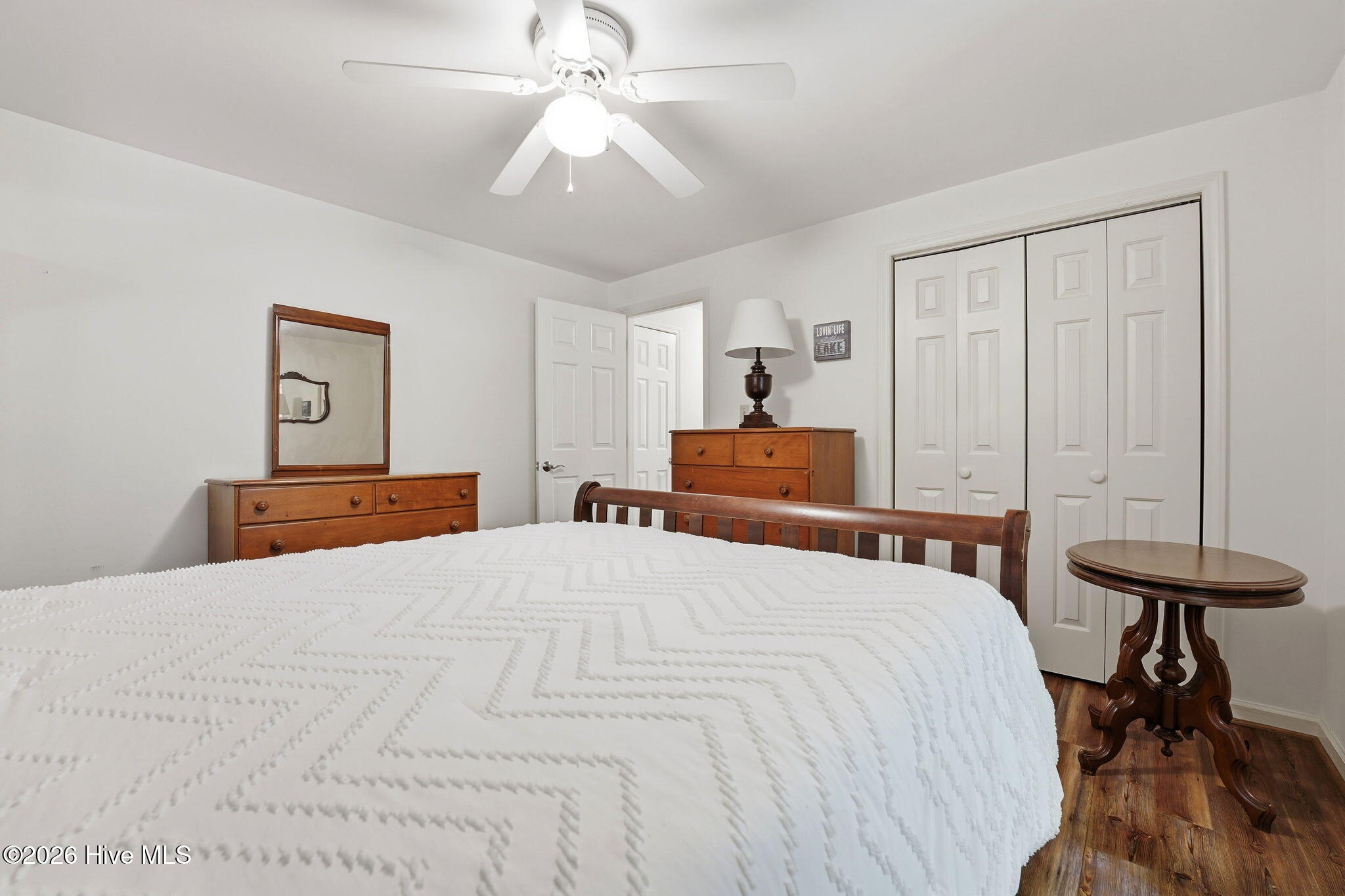 Third bedroom with the flex room around the corner.