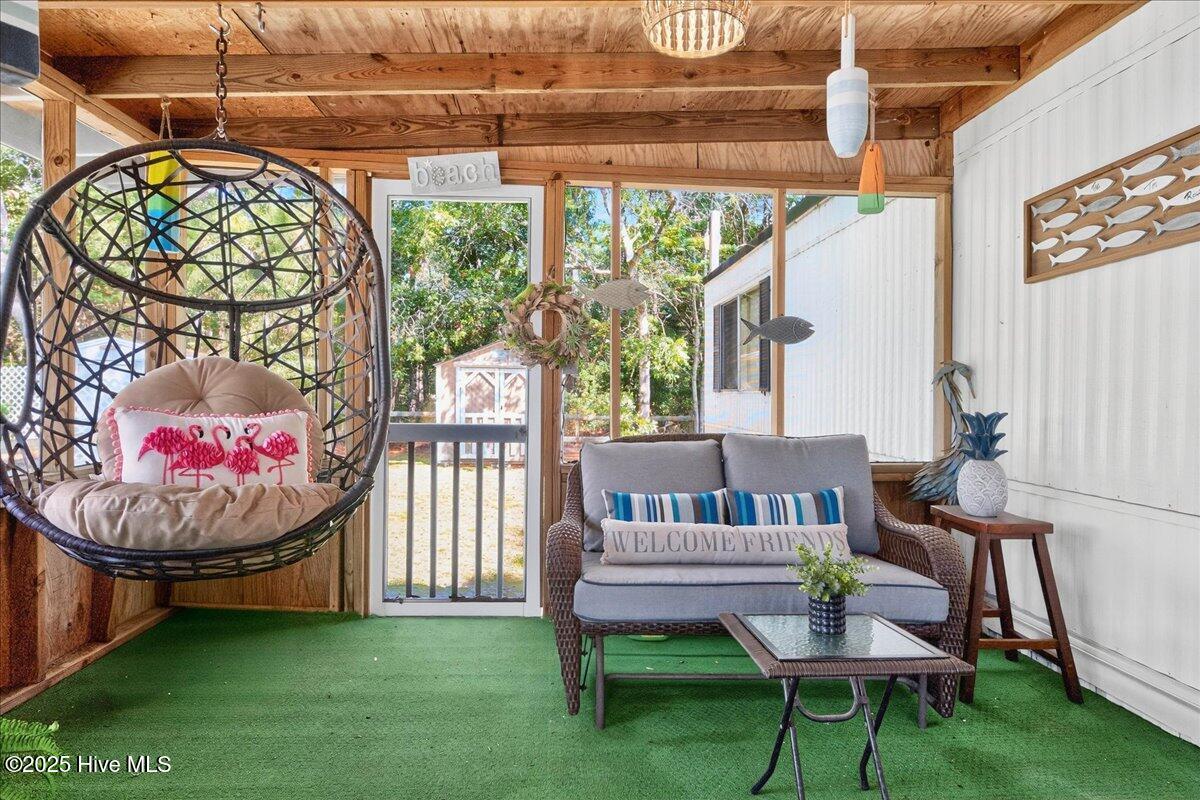 100529592 | Photo 36