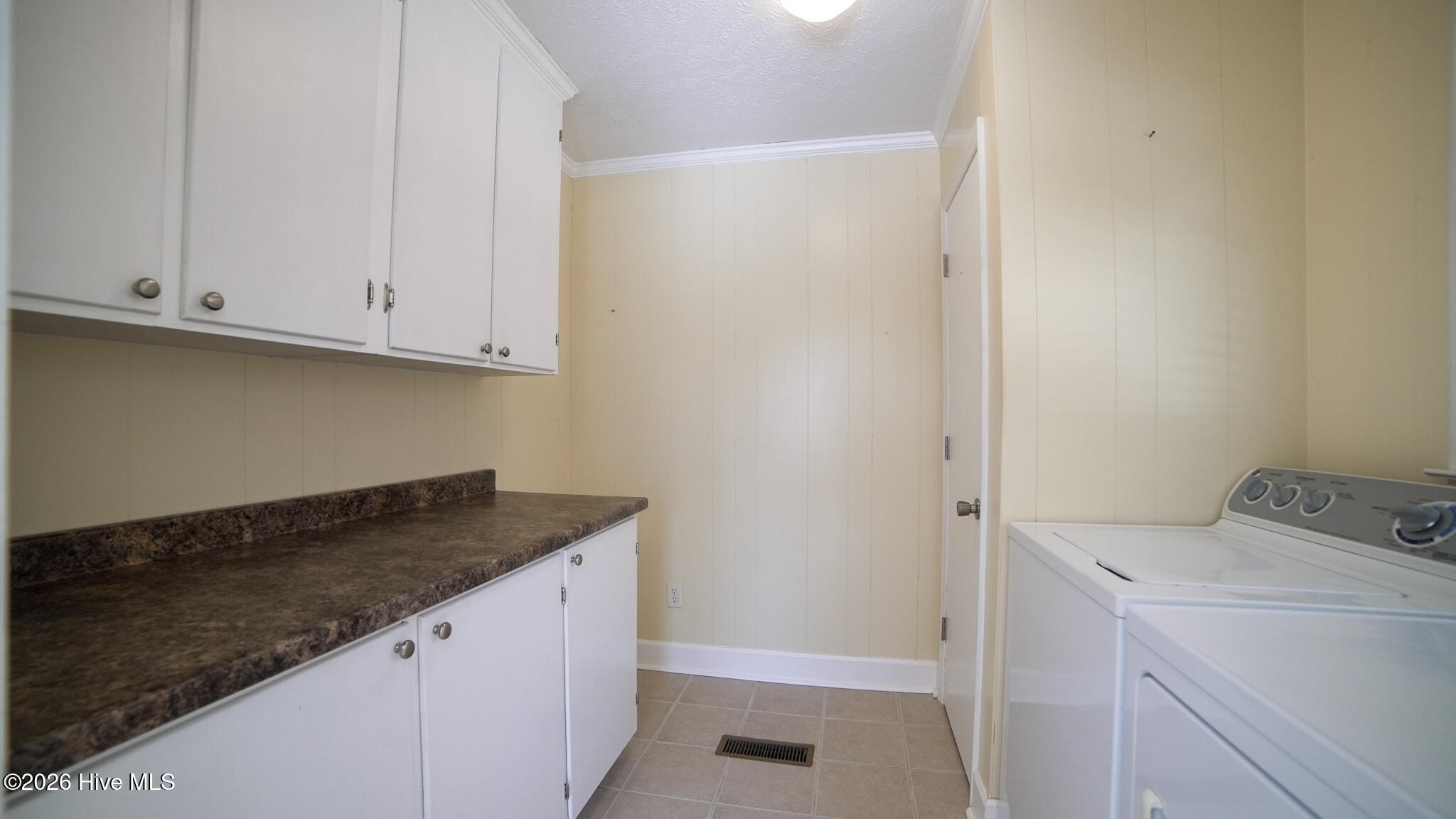 100554876 | Photo 44