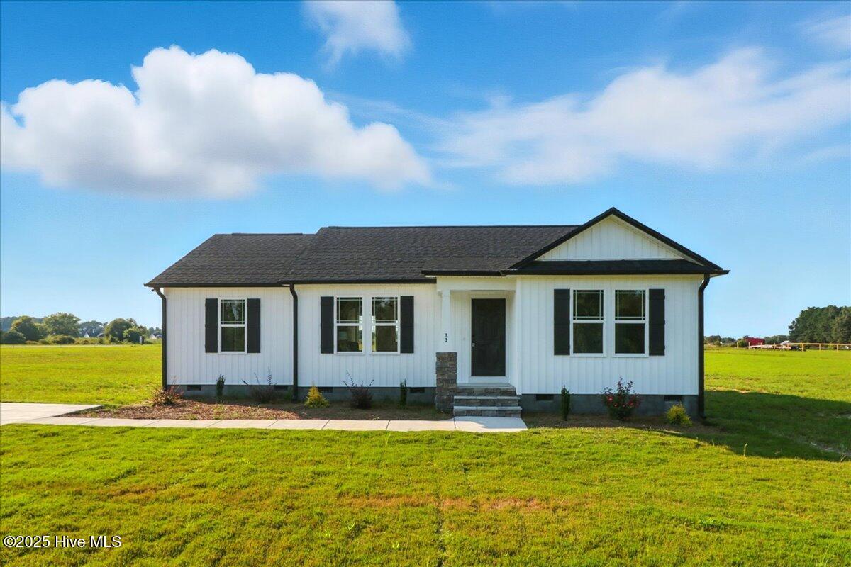 01-73 Grace Pond Ave-1