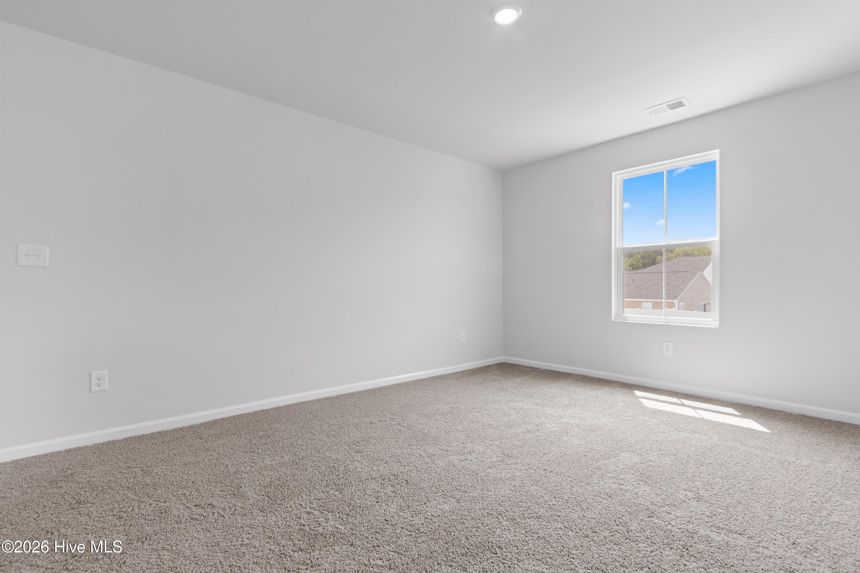 100557656 | Photo 33