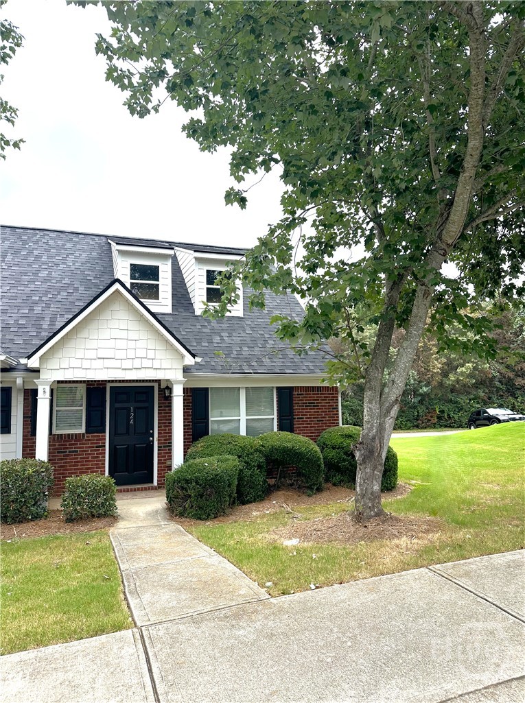 Property at 124 Bridgewater Circle