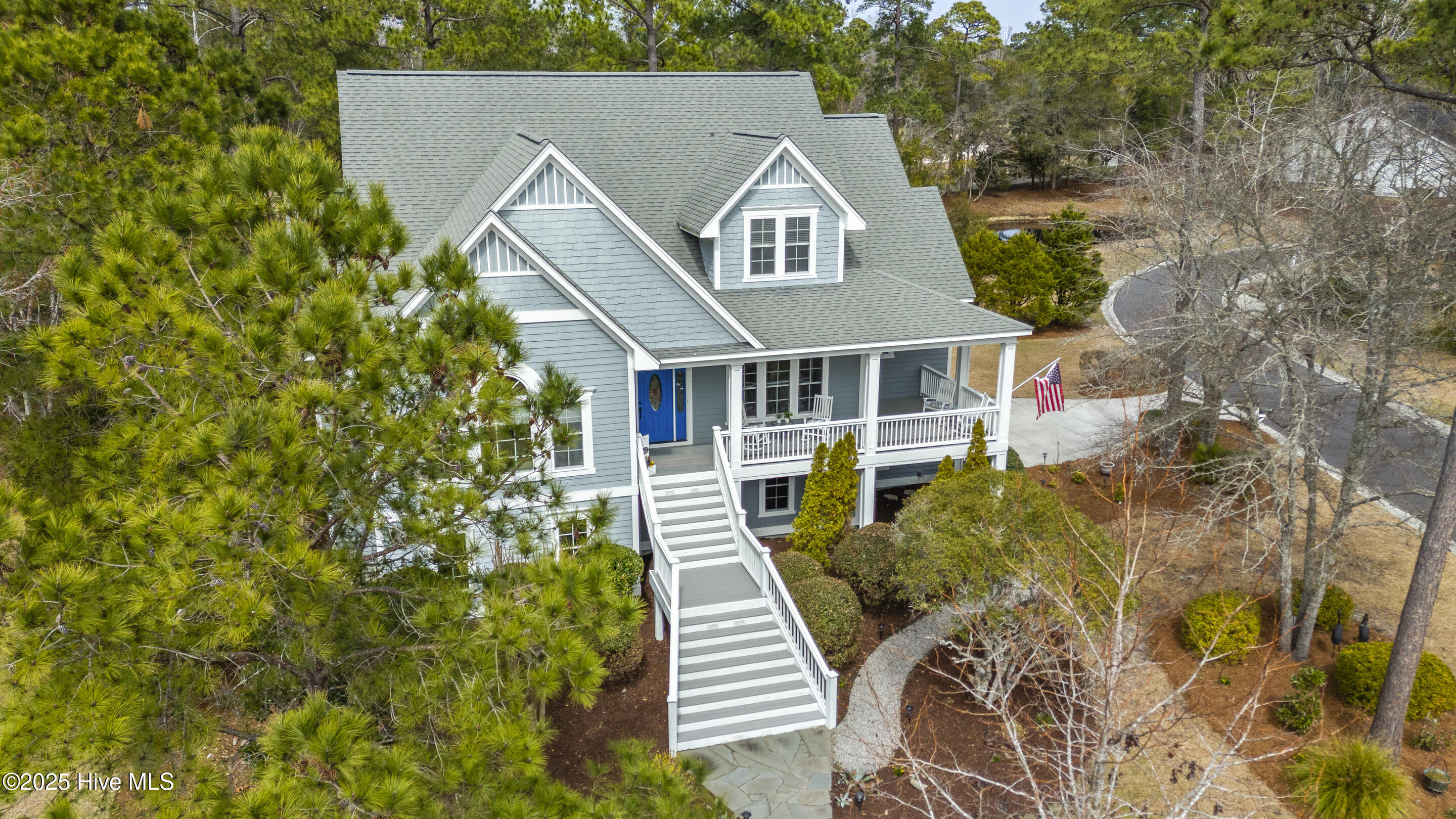 100493610 | Photo 104