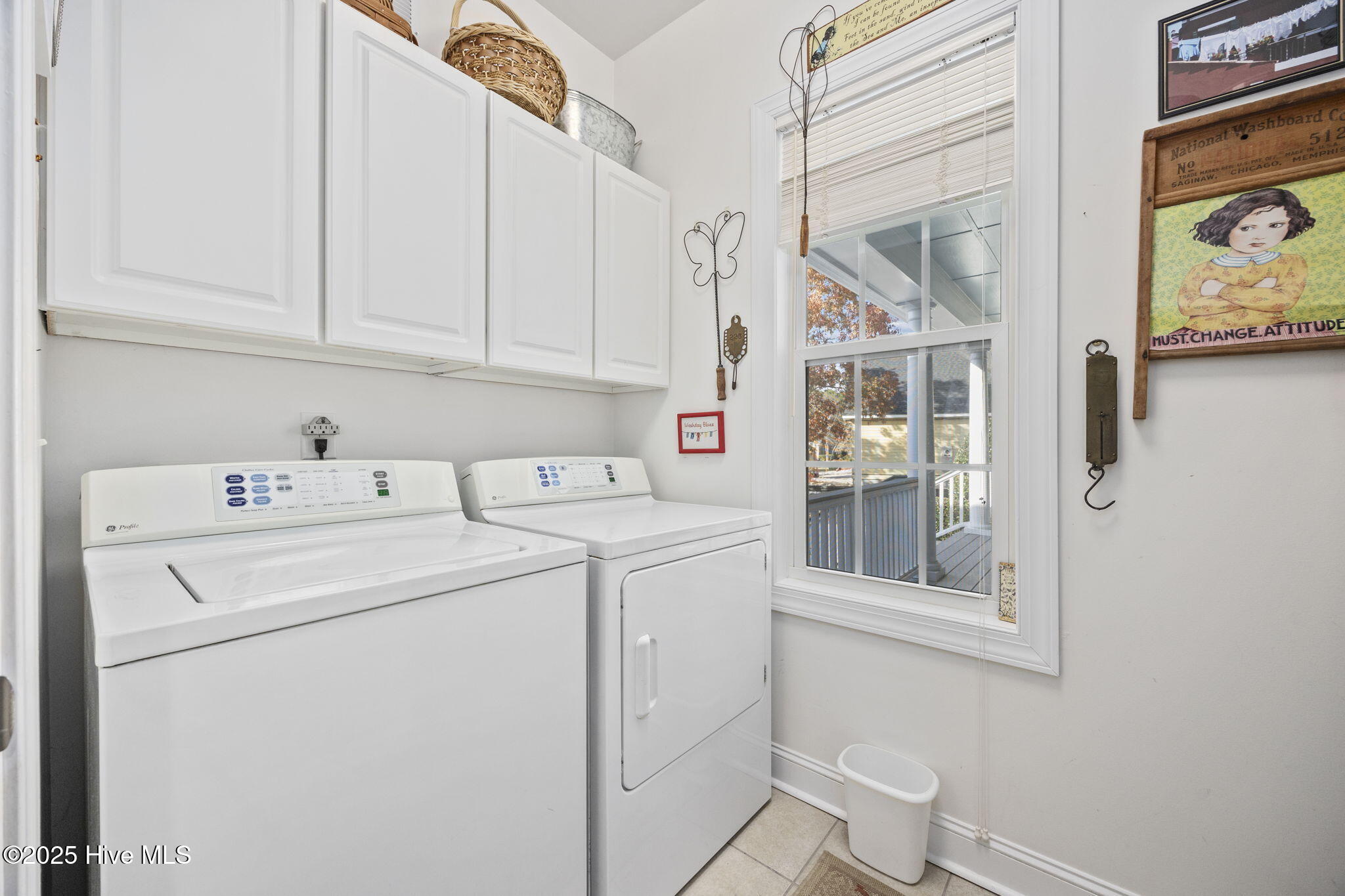 100542443 | Photo 30