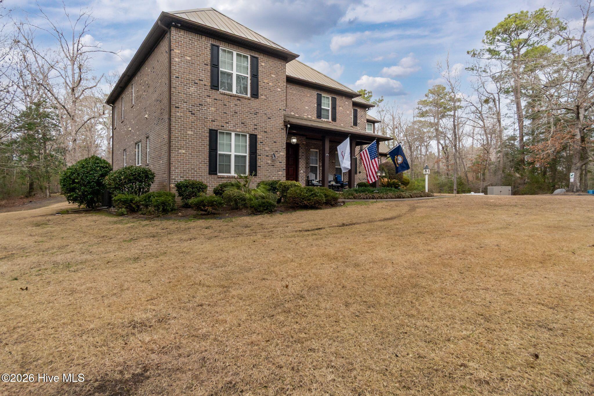 100556327 | Photo 68