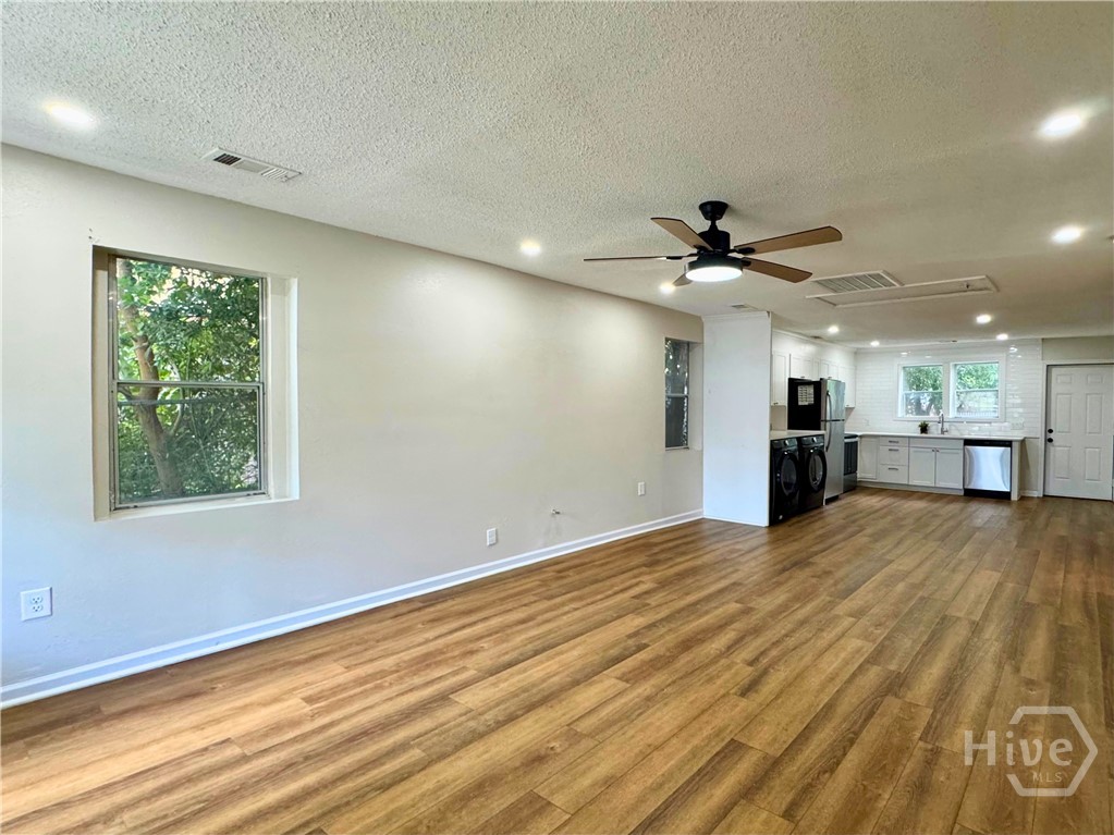 3rd image of 2032 Eppinger St, Savannah, GA 31415 | MLS# SA362159