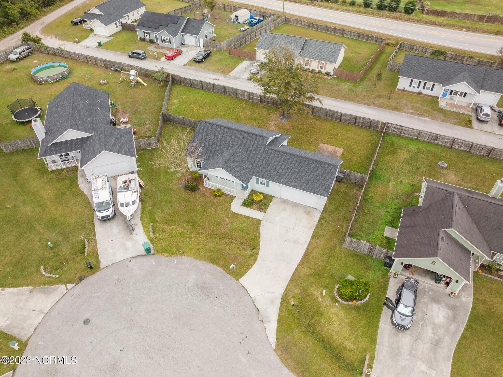 100550244 | Photo 44