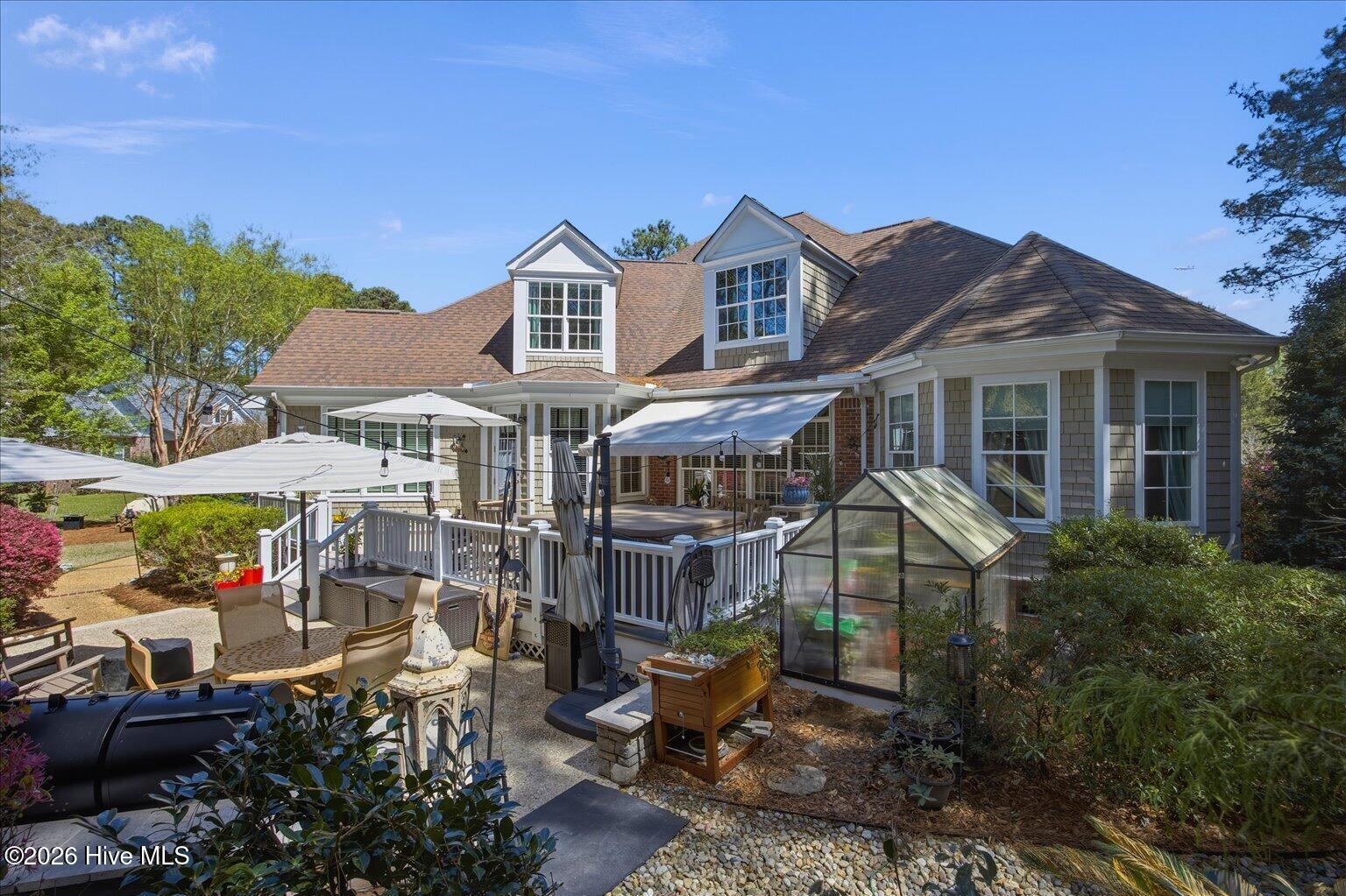 100564317 | Photo 44