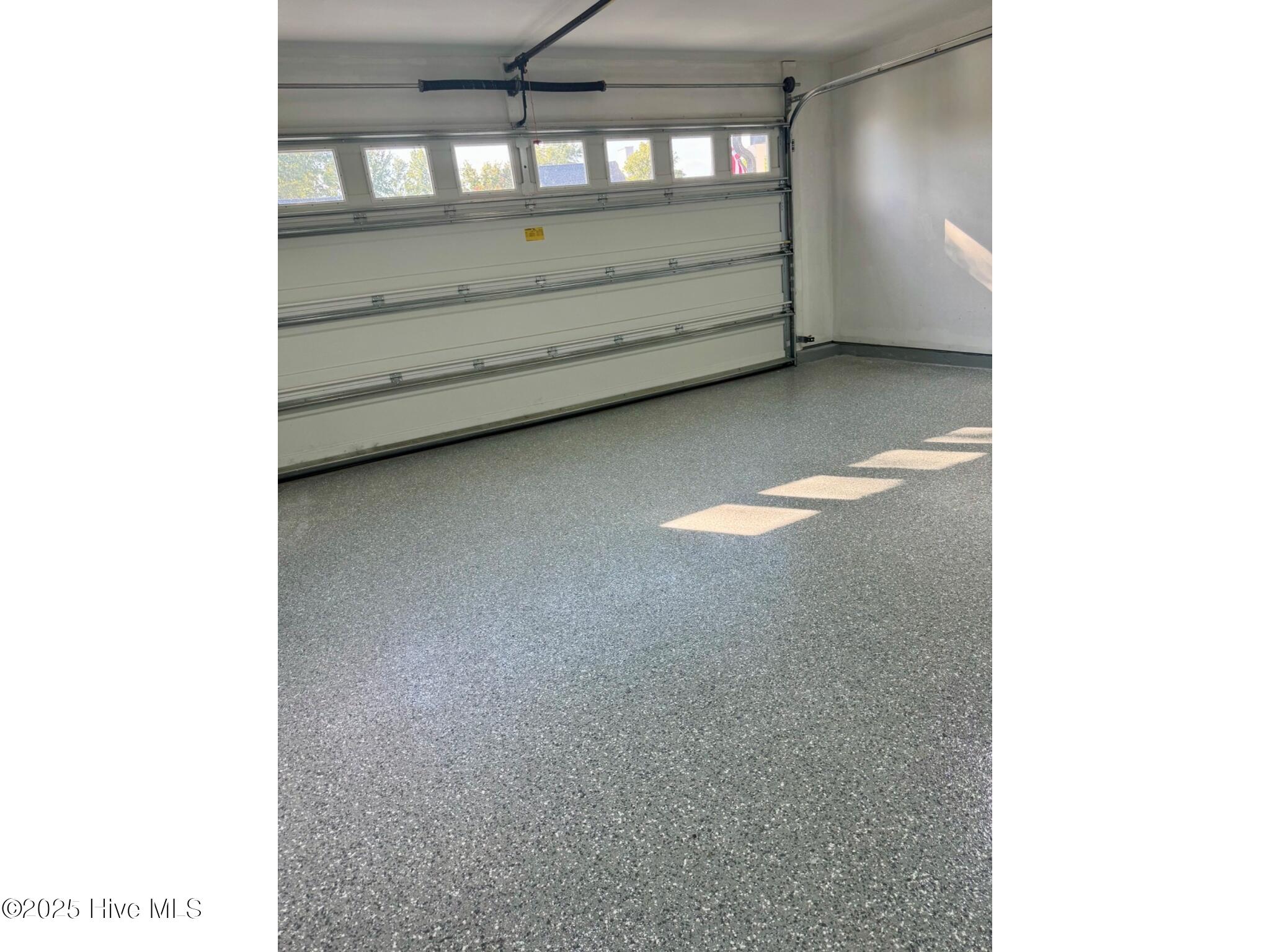 100531432 | Photo 25