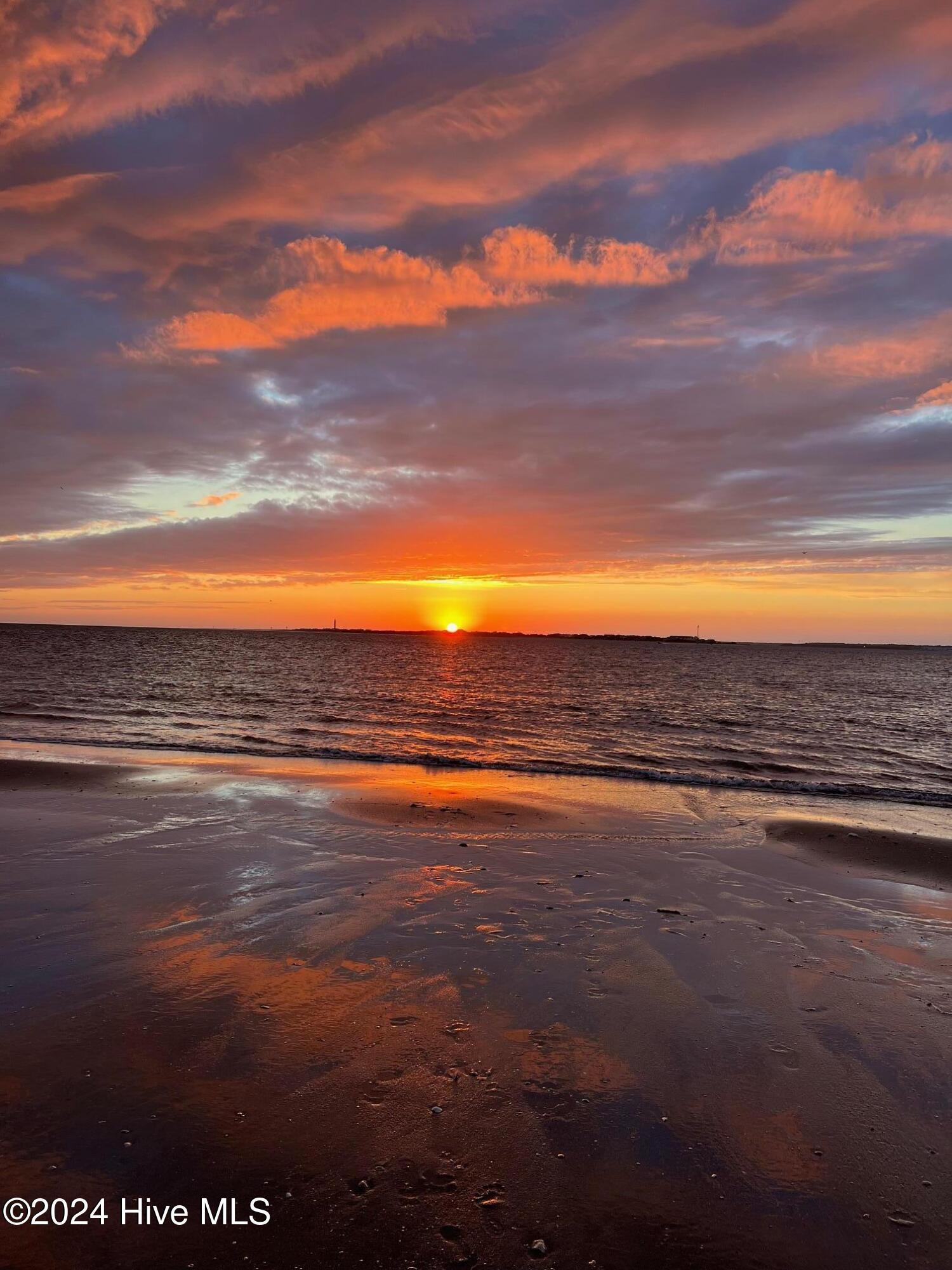 100526759 | Photo 84