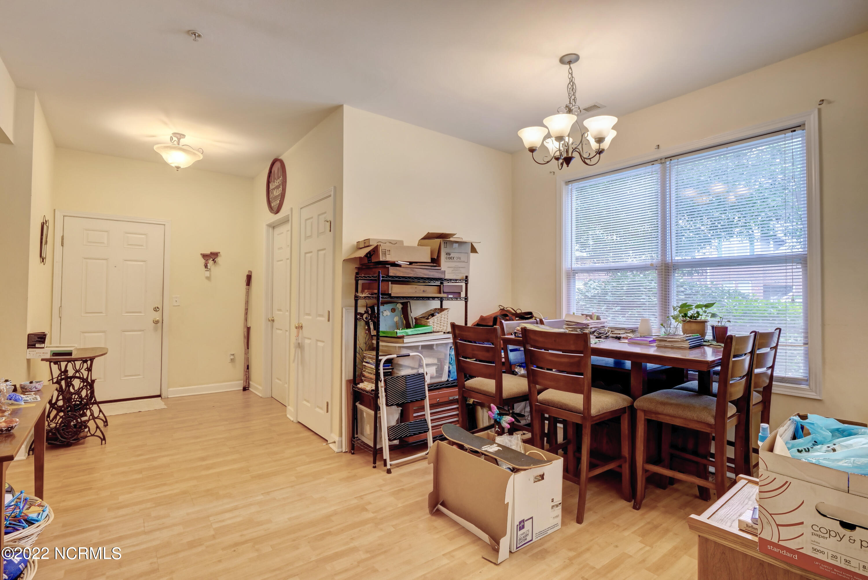 100550235 | Photo 10