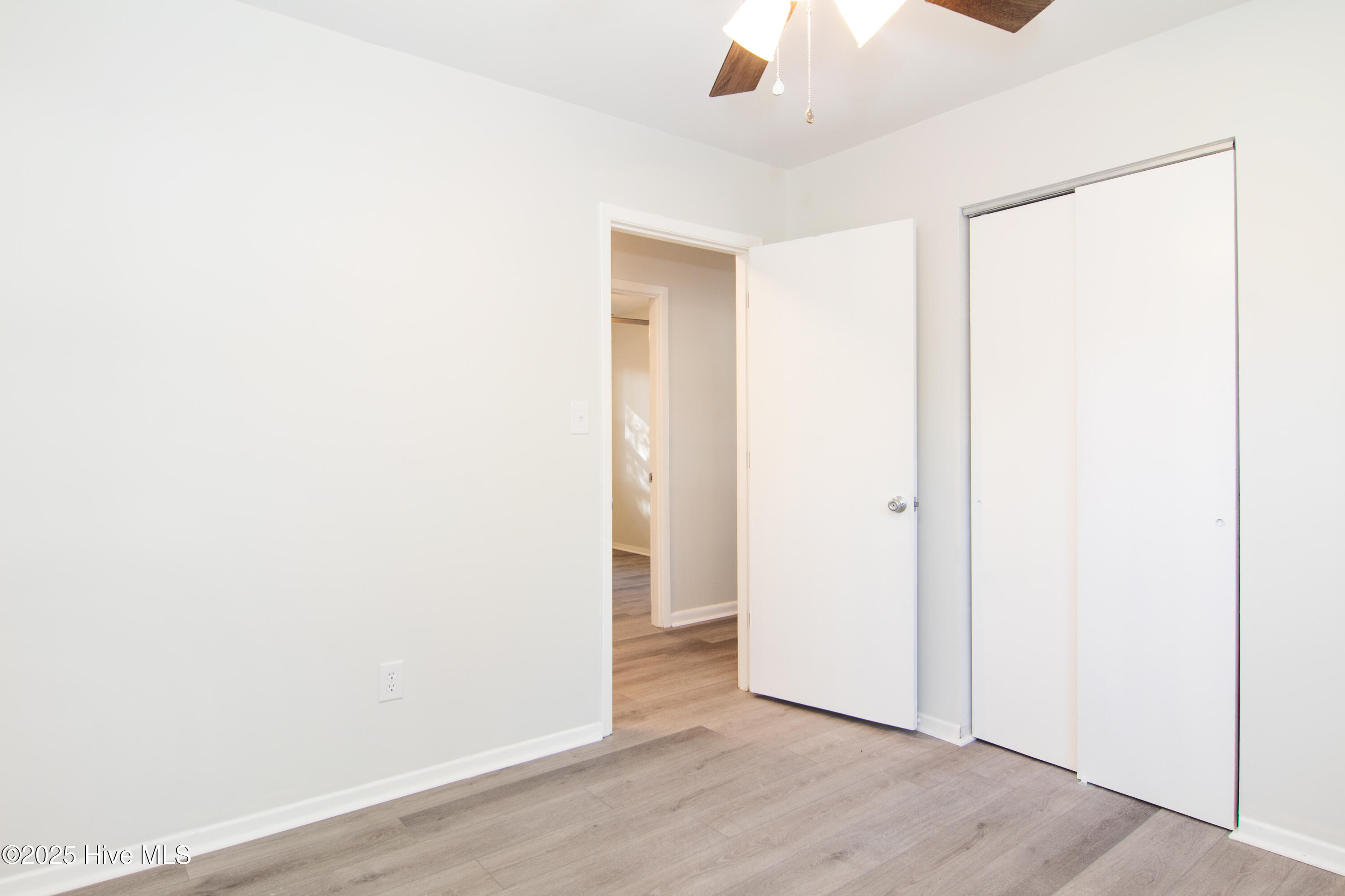 100541457 | Photo 45