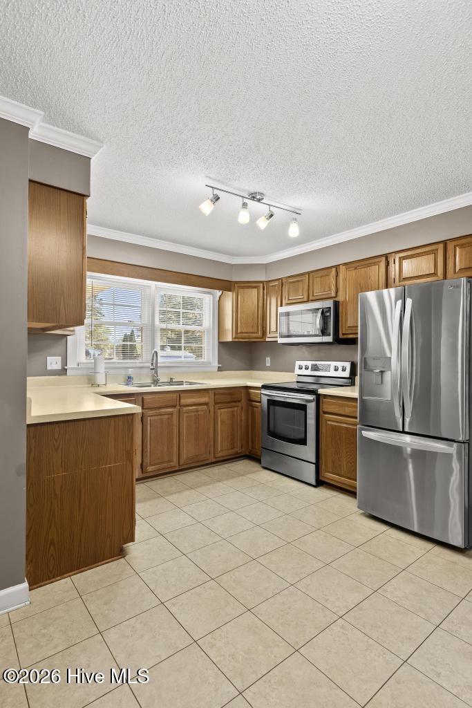 100566141 | Photo 11