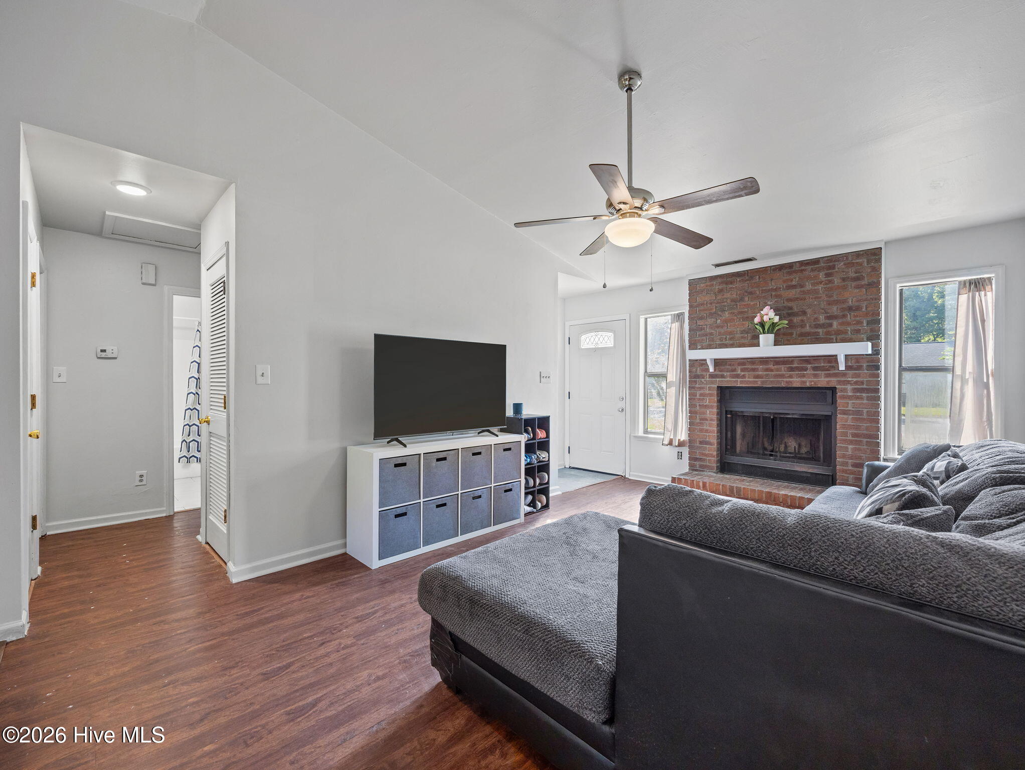1037 Spring Villa Drive, Jacksonville, NC 28540 – photo 13: 9-web-or-mls-1037 Spring Villa Dr. 12 (1