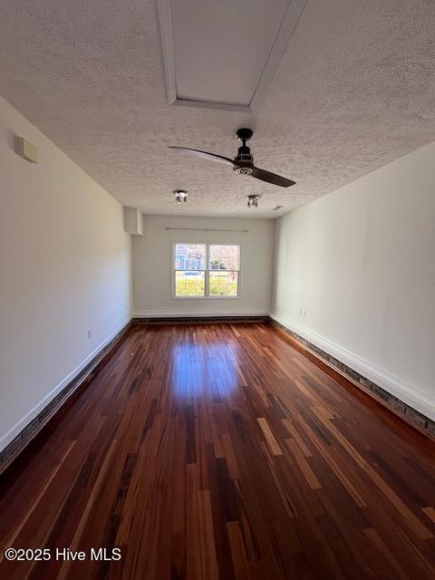 100539070 | Photo 18