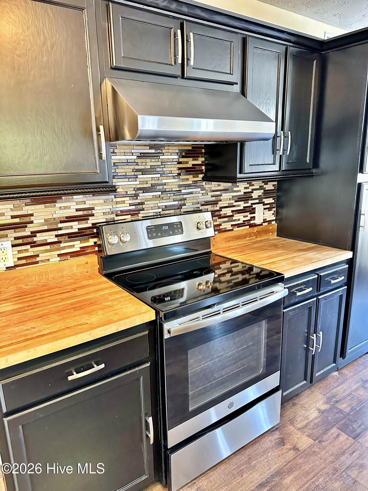 100552707 | Photo 22