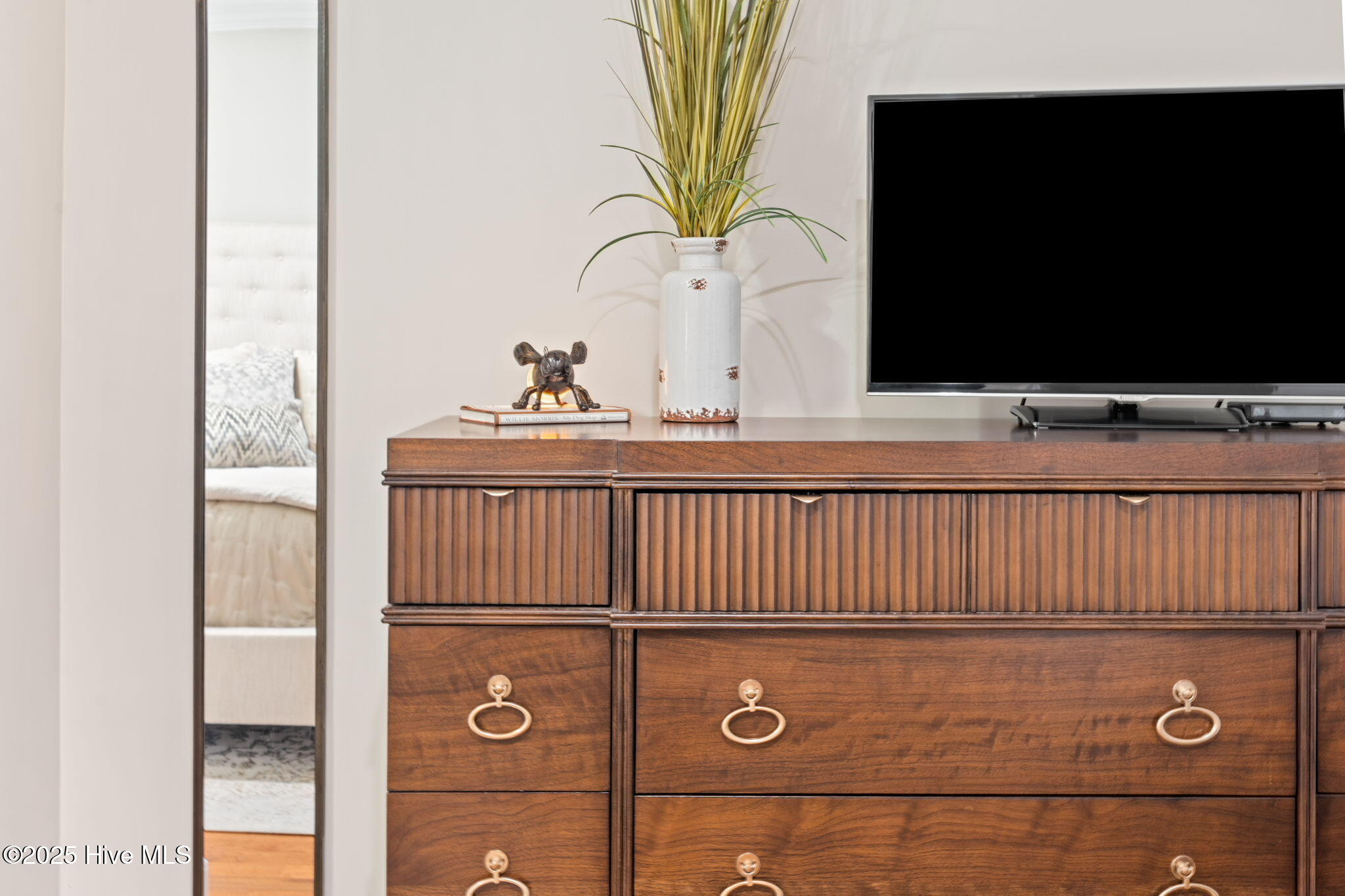 100549580 | Photo 64