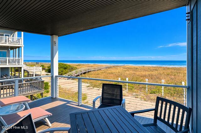 100561517 | Photo 14