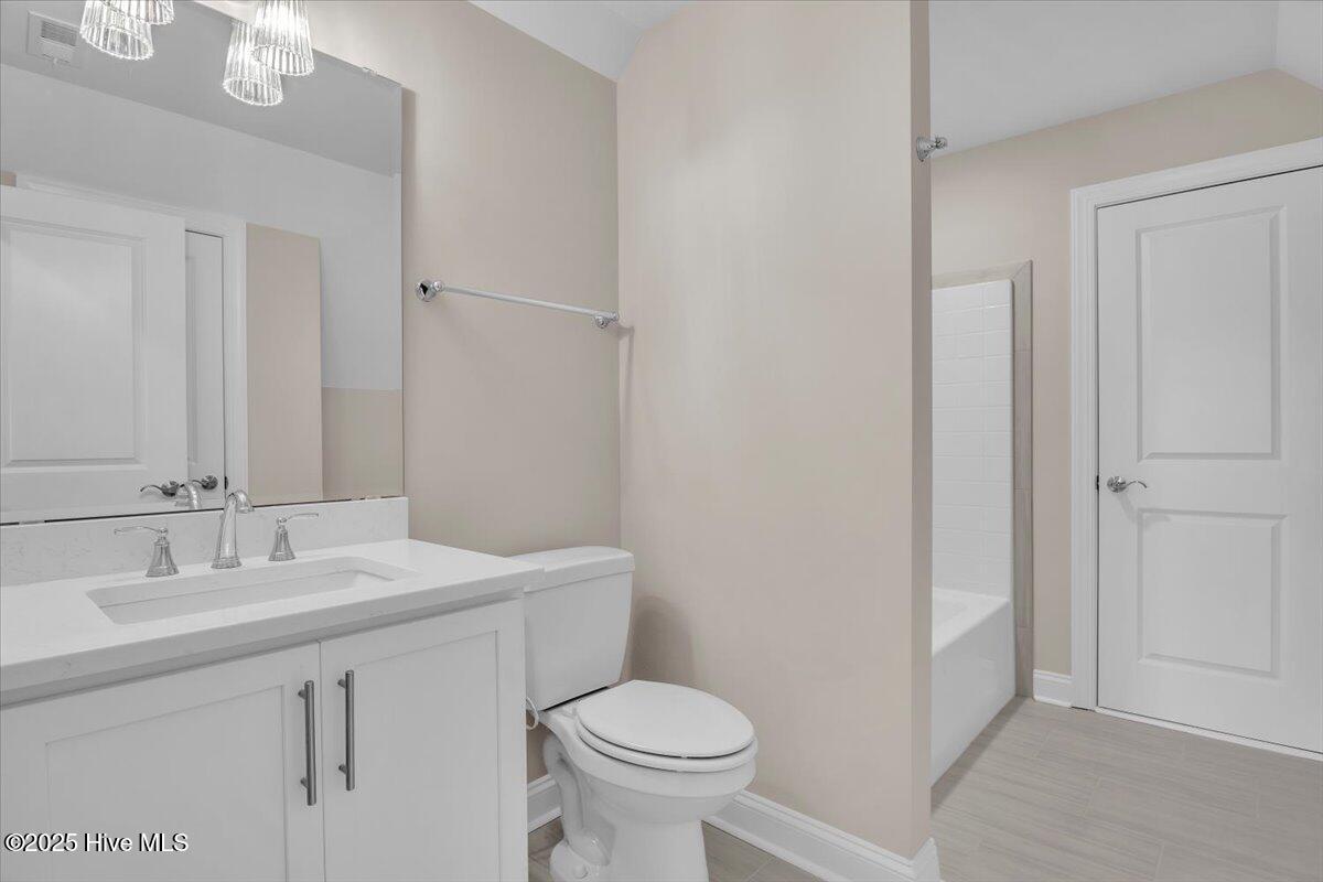 100505853 | Photo 57