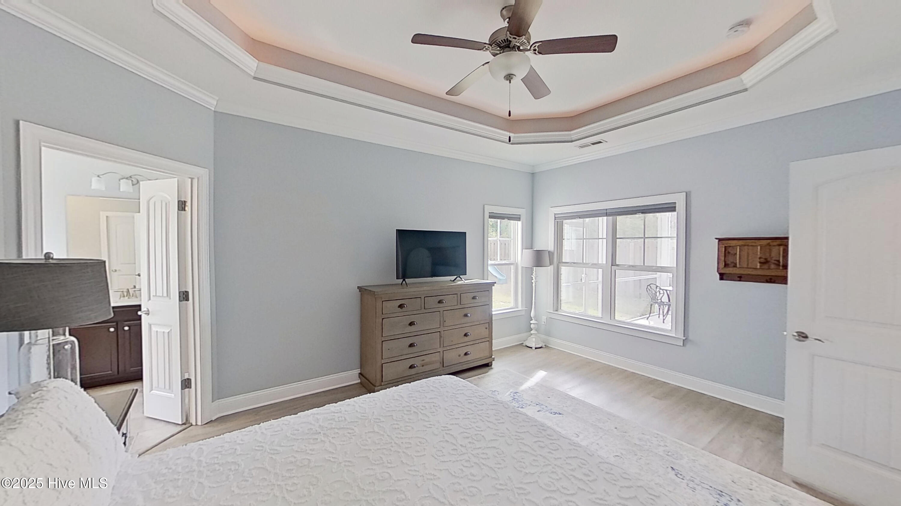 100544471 | Photo 16