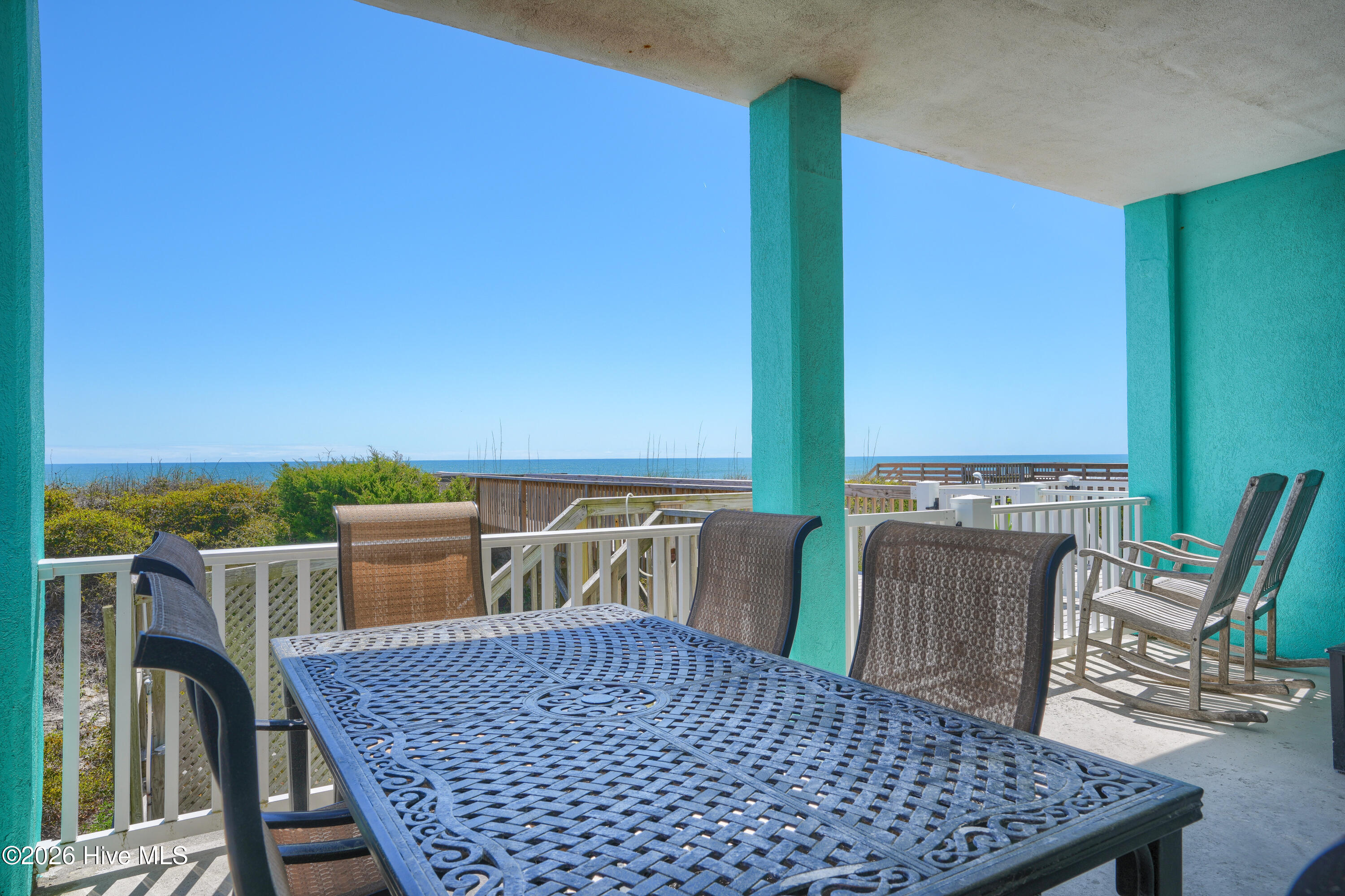 100566457 | Photo 17