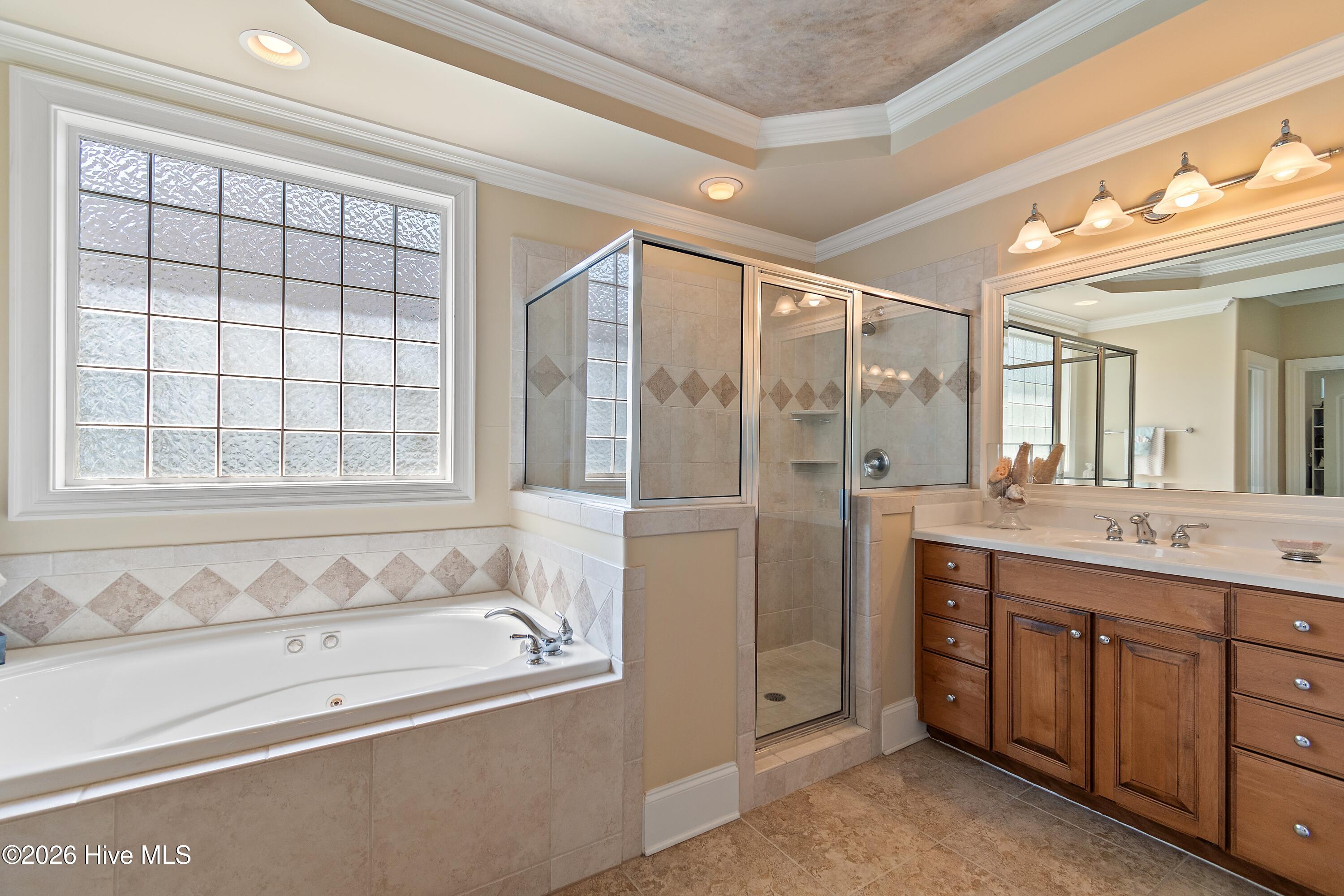 100567309 | Photo 48