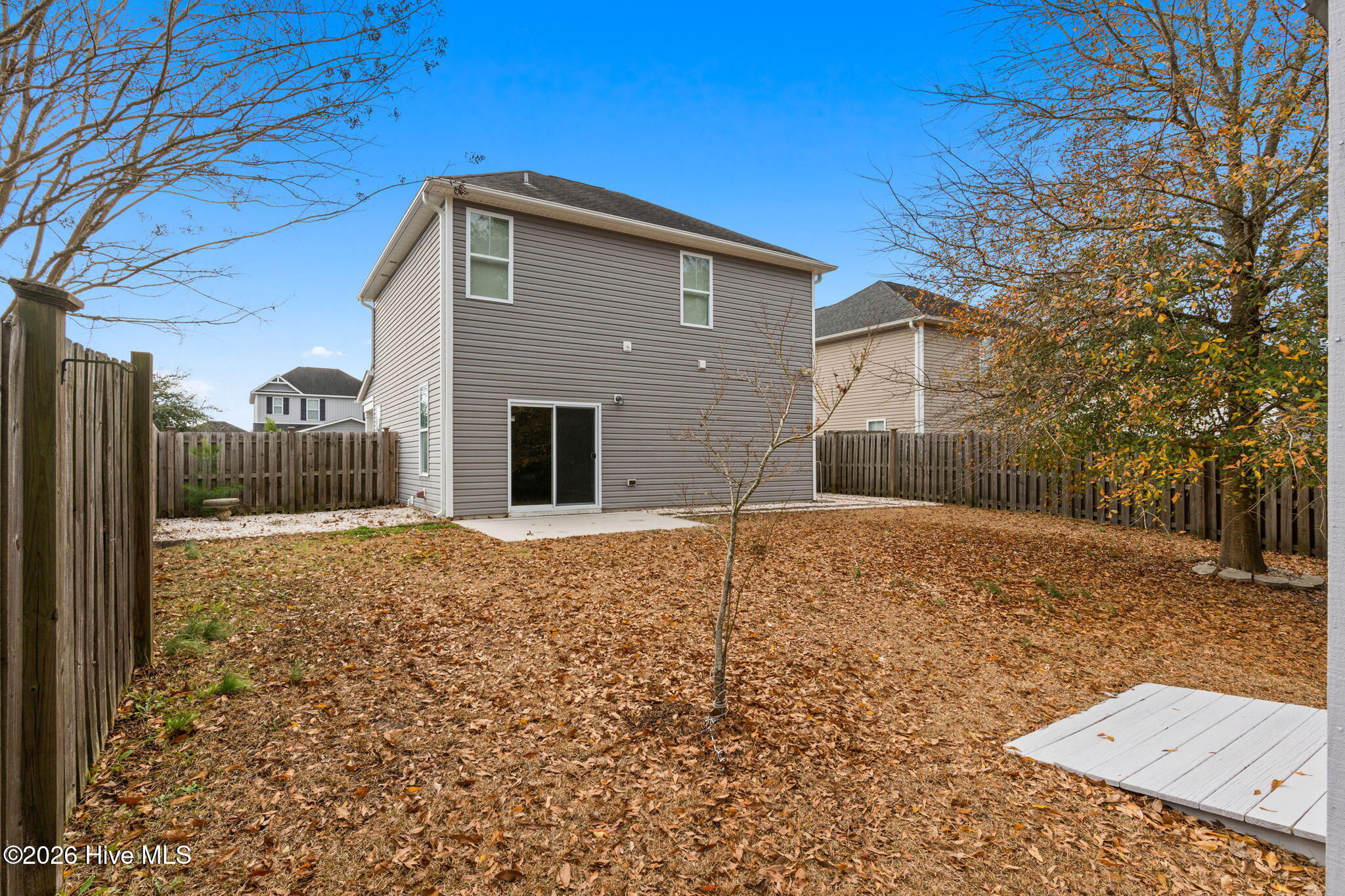 100548776 | Photo 45