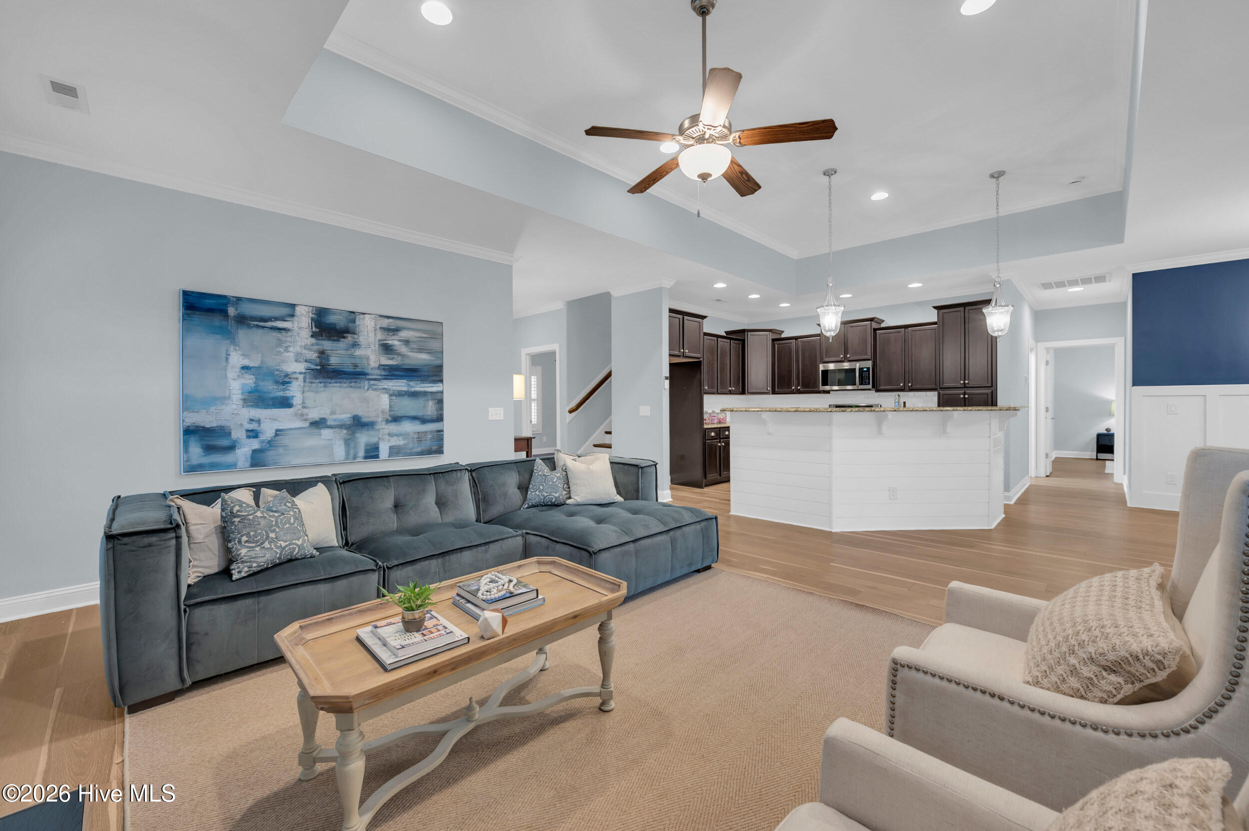 100551592 | Photo 10