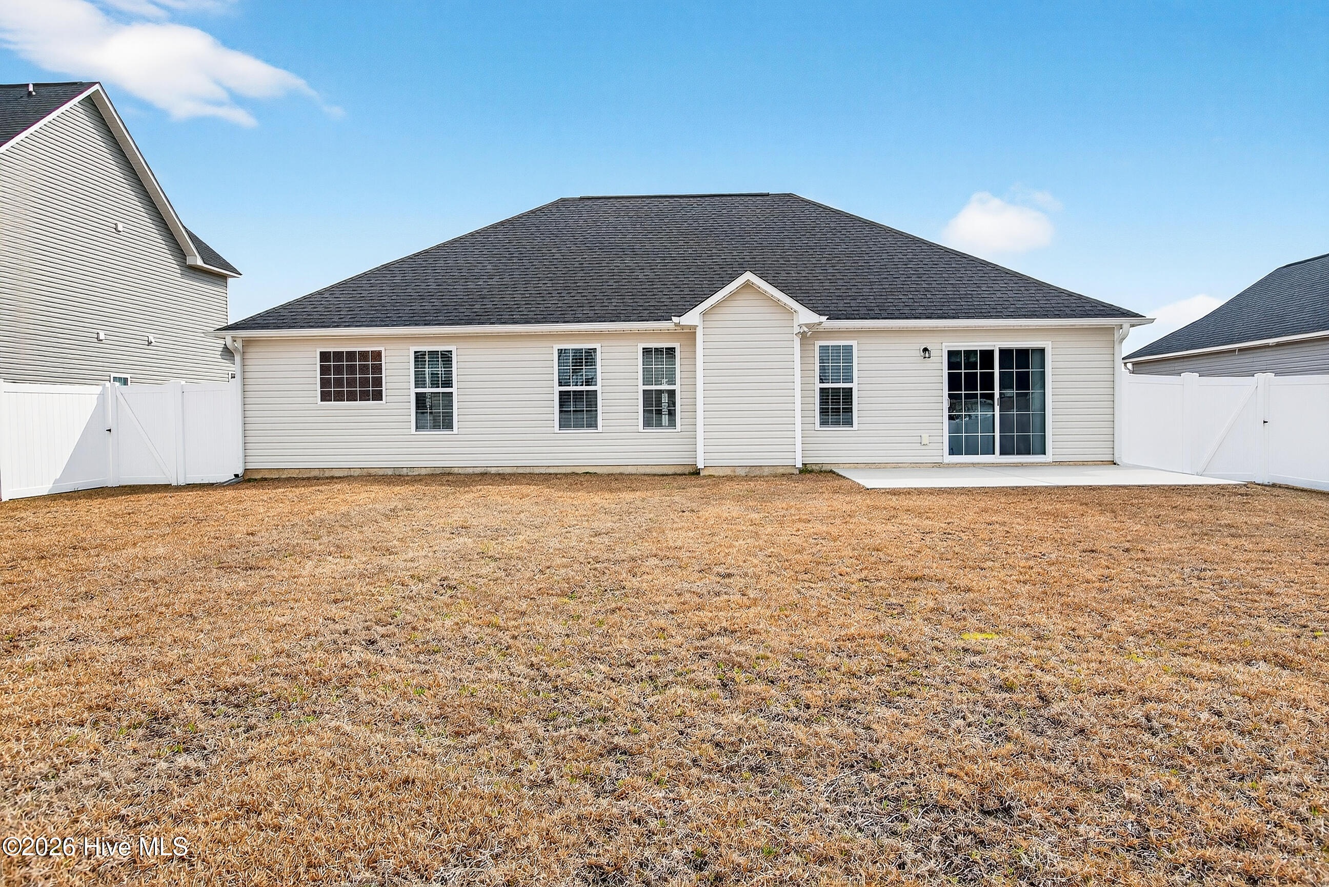 100556986 | Photo 25