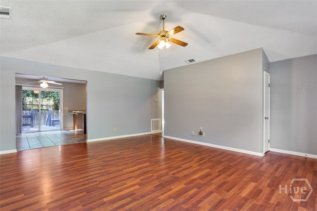 Photo 3 of Single family home for sale at 109 Bobstay Ct, Savannah, GA 31410 | MLS# SA364814 | Listing updated on 2026-09-21