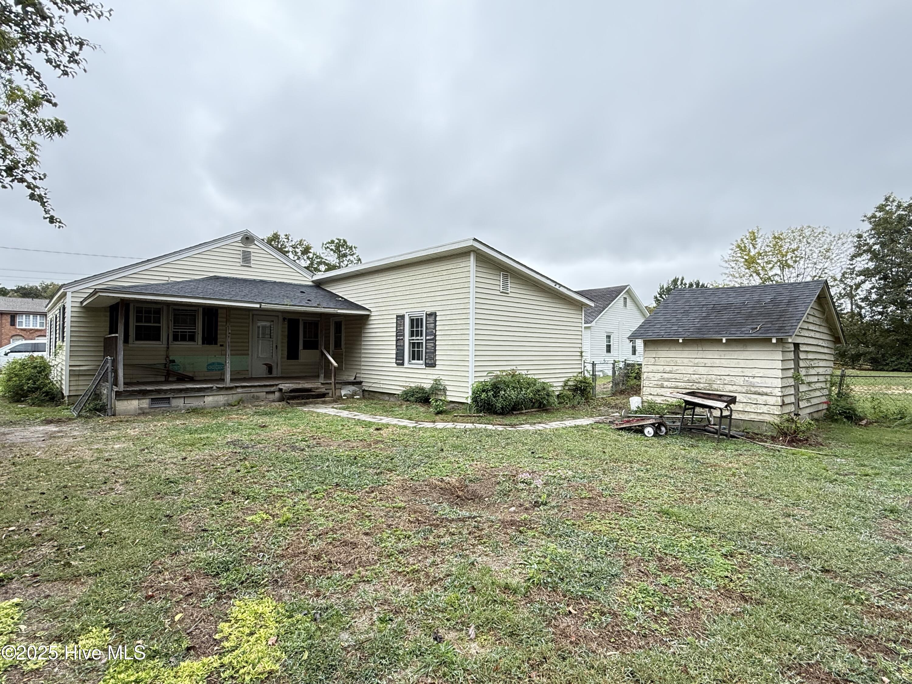 Homes for sale in Mount Olive, NC | 513 Steele St, Mount Olive, NC 28365 | MLS# 100529962