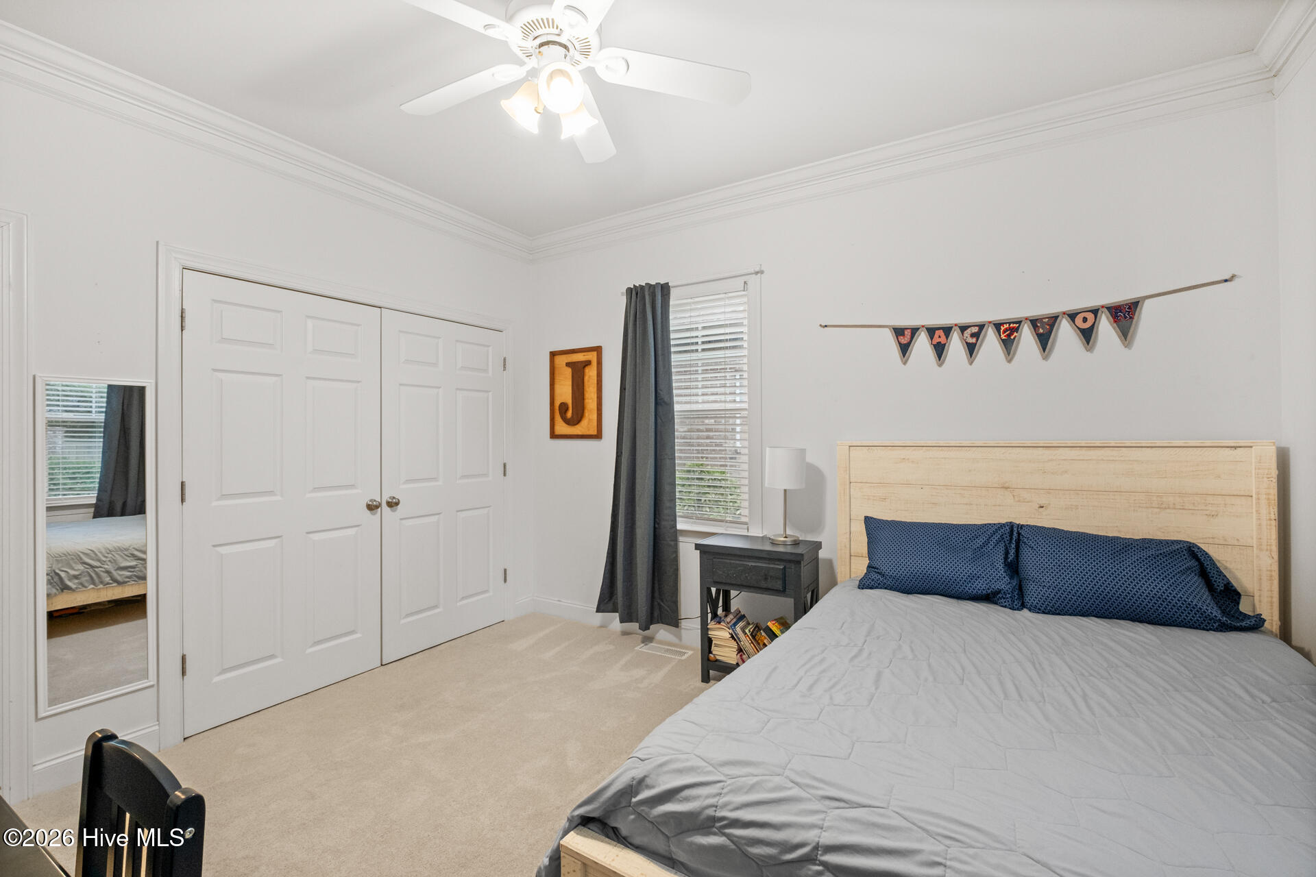 100554088 | Photo 32