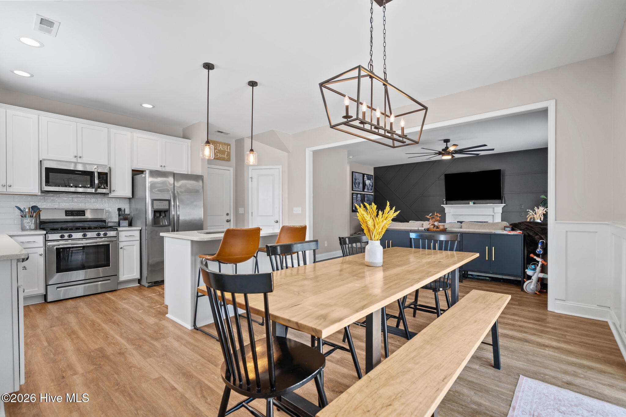 100552684 | Photo 19