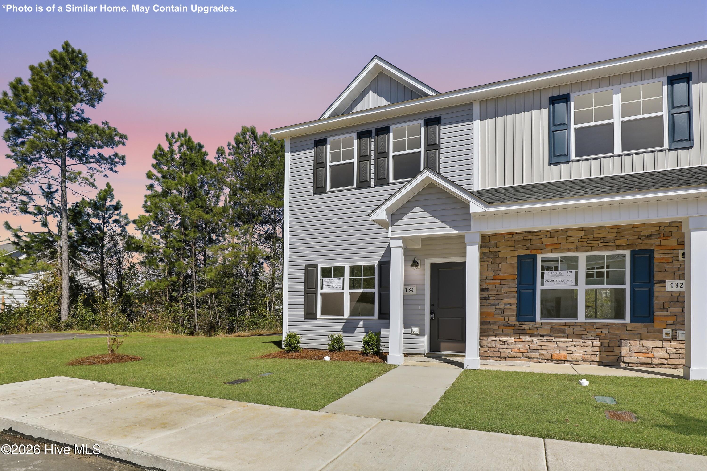 100537569 | Photo 35