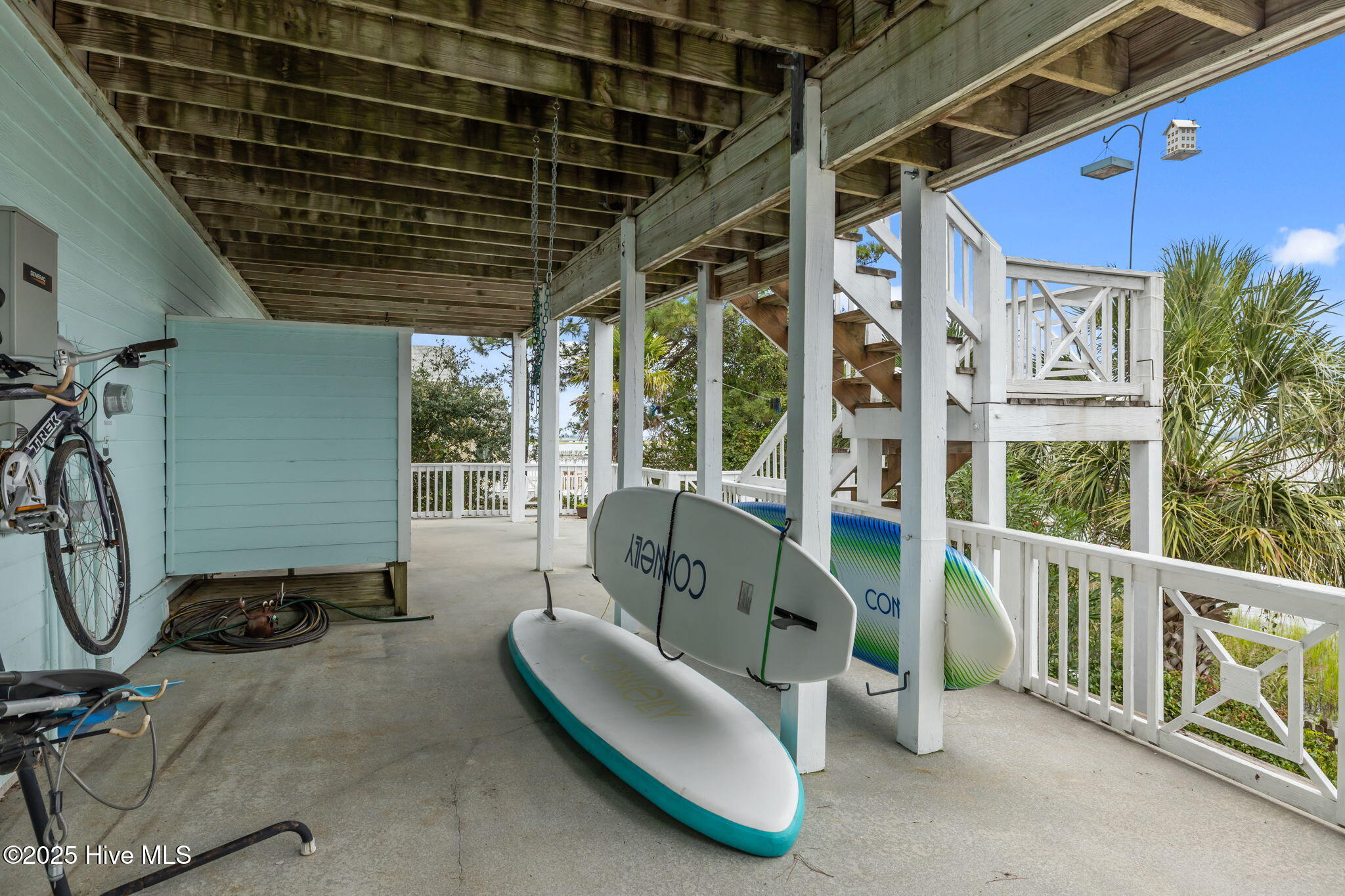 100526742 | Photo 65