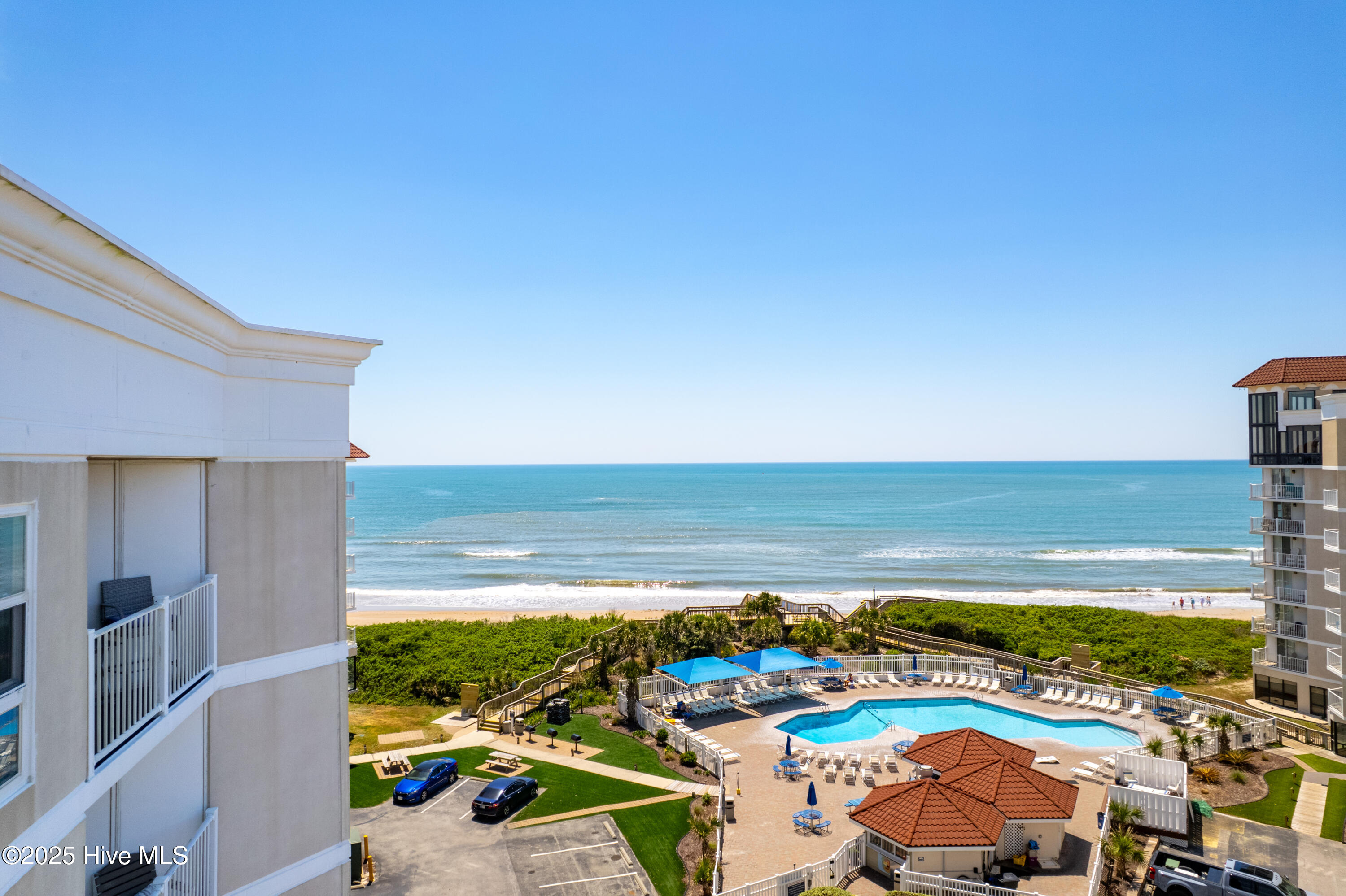 100540740 | Photo 47